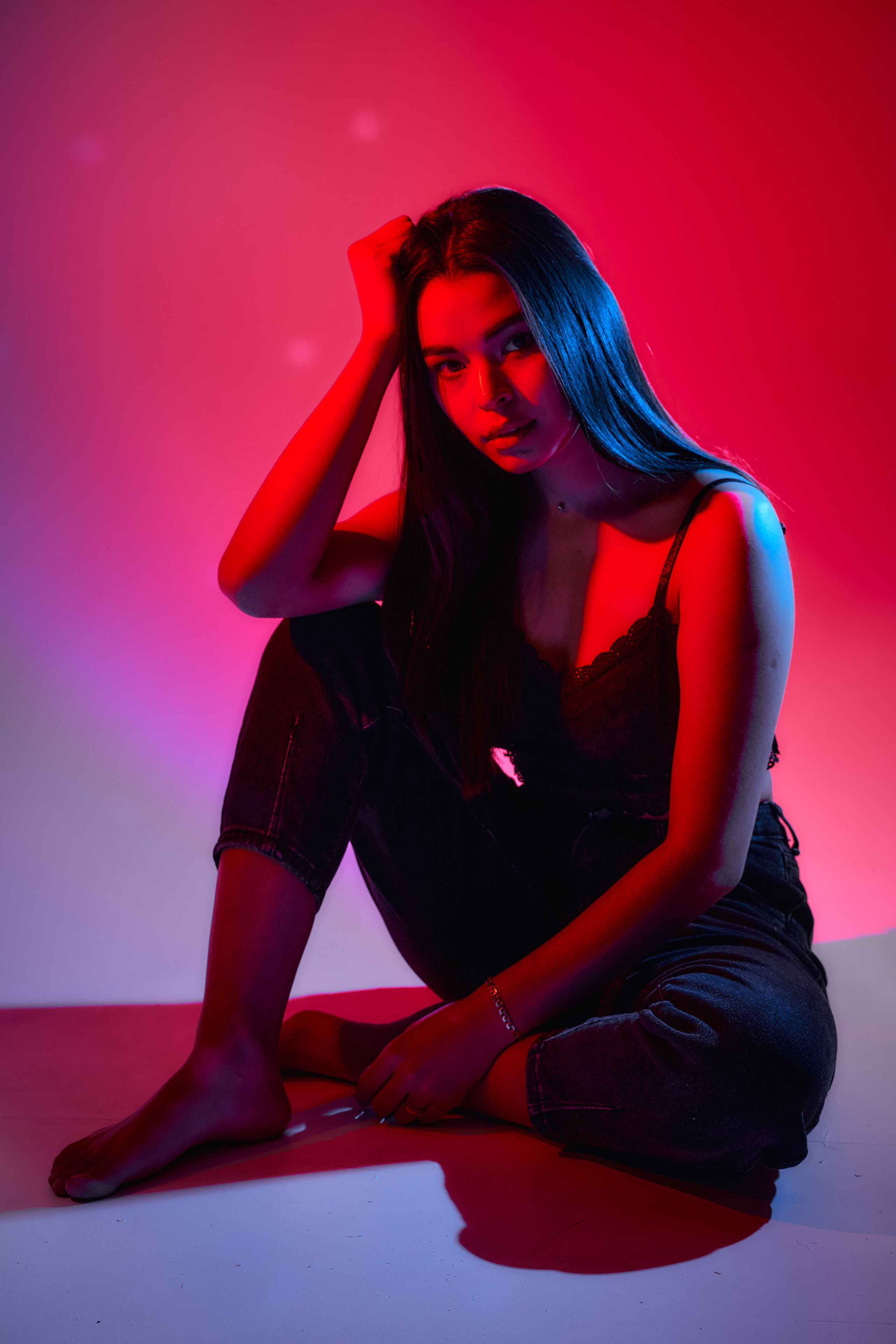 Кристина в студии. Фотограф в Уральске Александр Хохлачёв | HOHLACHEV.COM