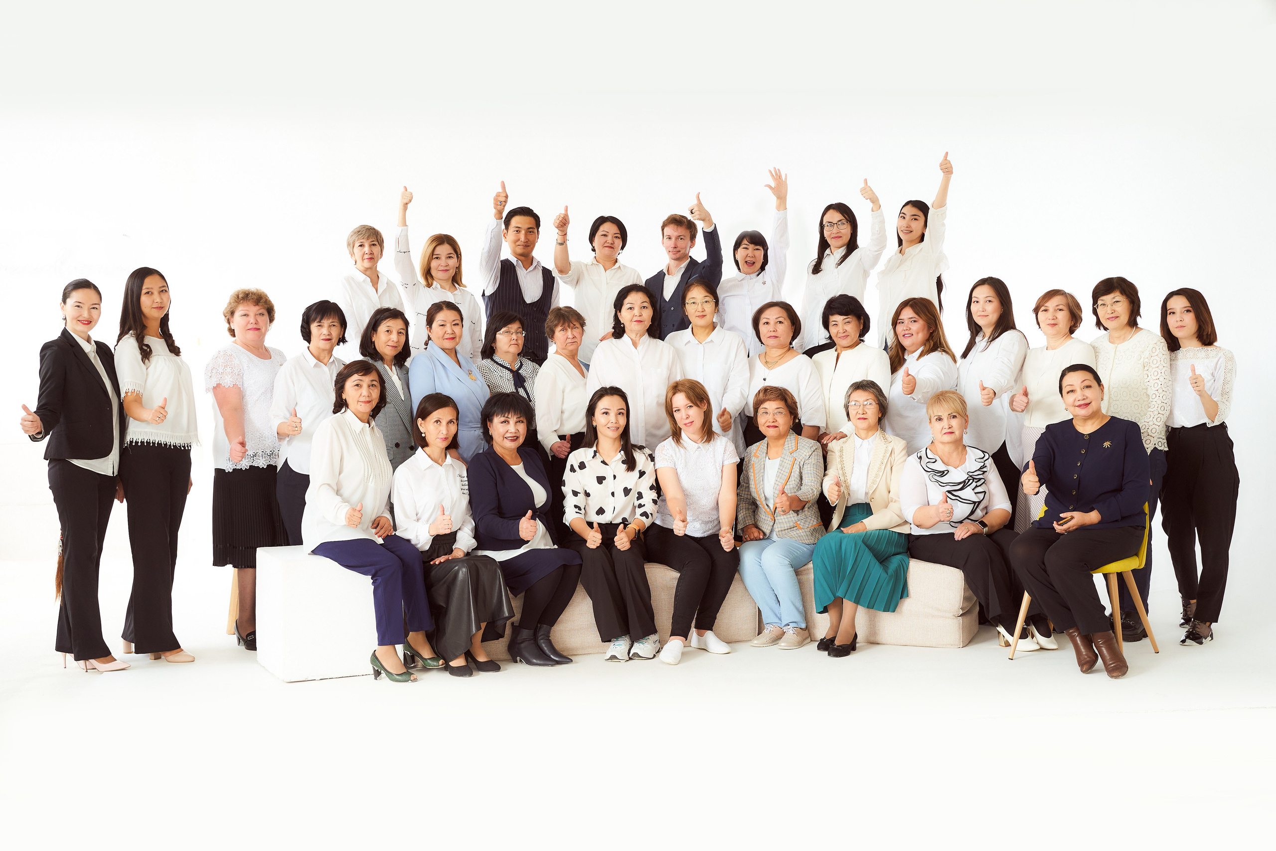 Библиотекари в студии. Фотограф в Уральске Александр Хохлачёв | HOHLACHEV.COM