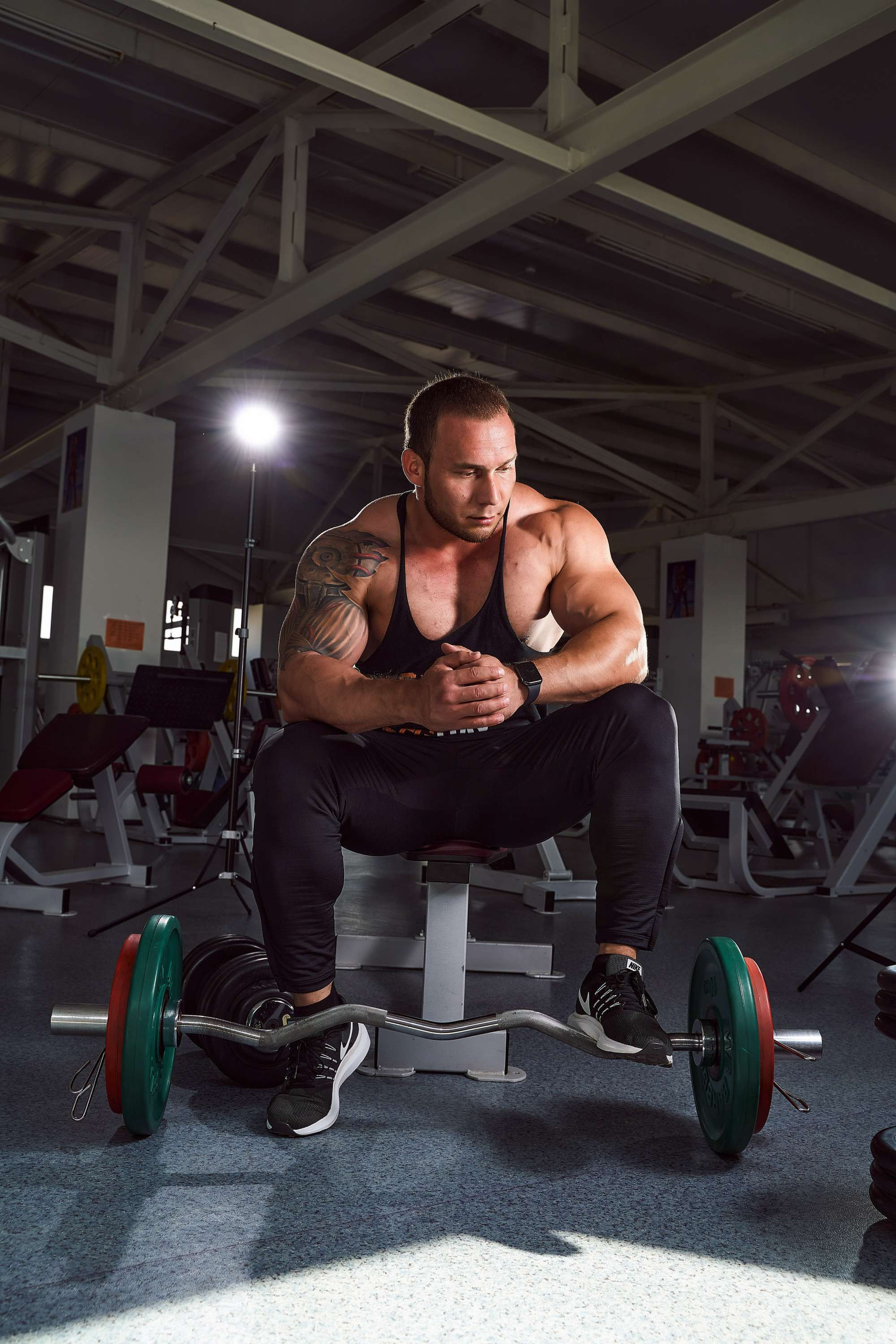 Ибрагим в тренажёрном зале. Фотограф Александр Хохлачёв | HOHLACHEV.COM