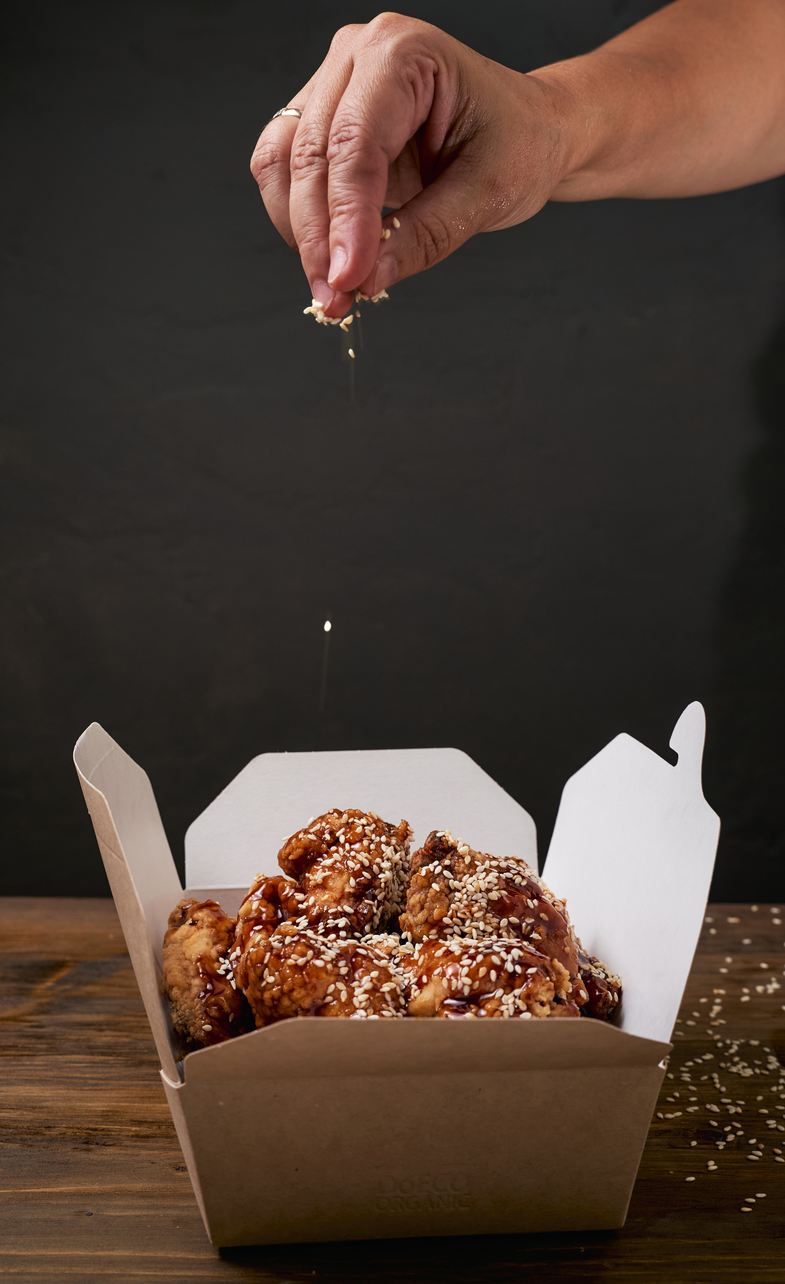 Goldie Chicken — куриные крылышки. Фотограф в Уральске Александр Хохлачёв | HOHLACHEV.COM