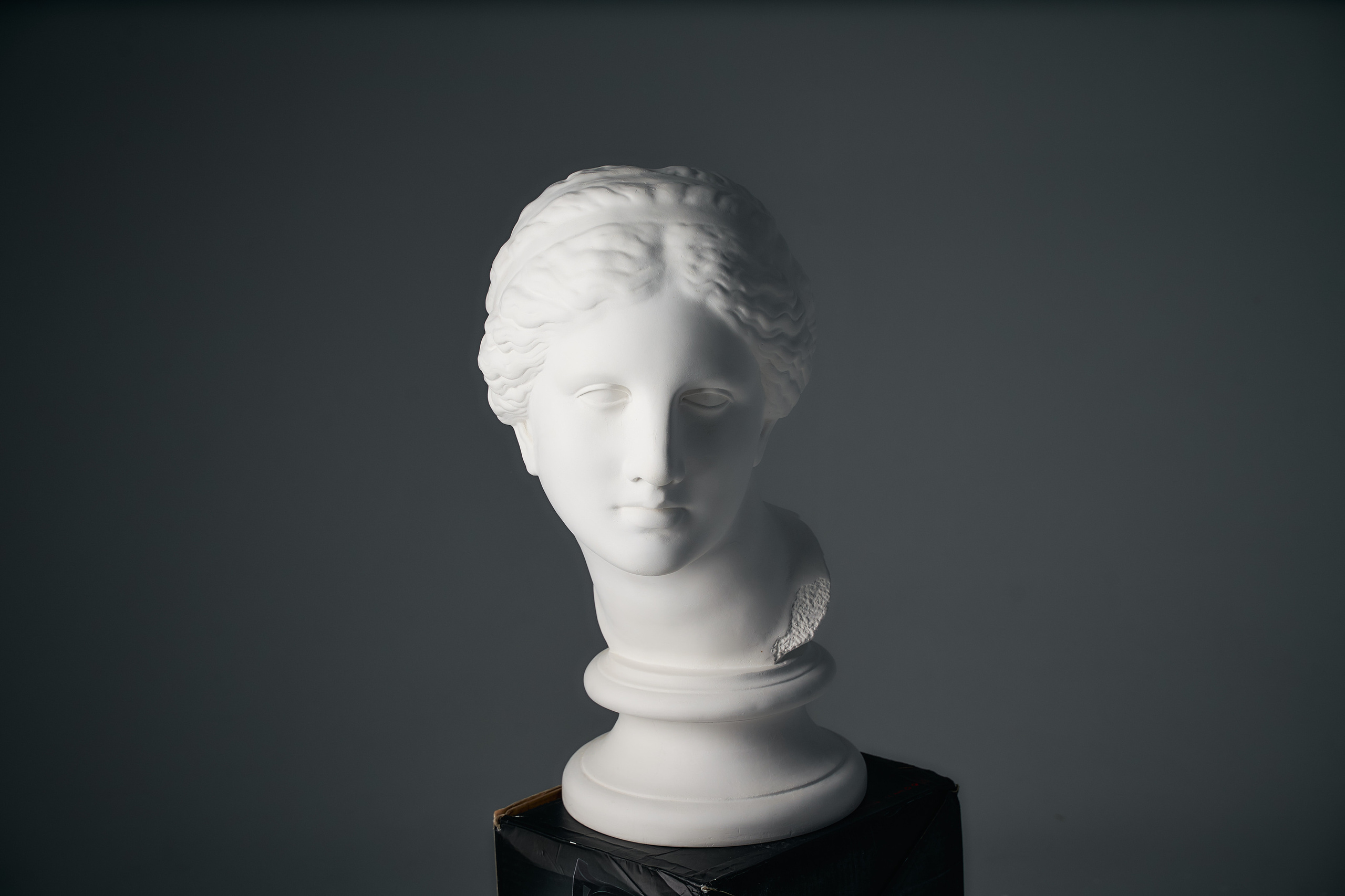 Кристина в студии. Фотограф в Уральске Александр Хохлачёв | HOHLACHEV.COM