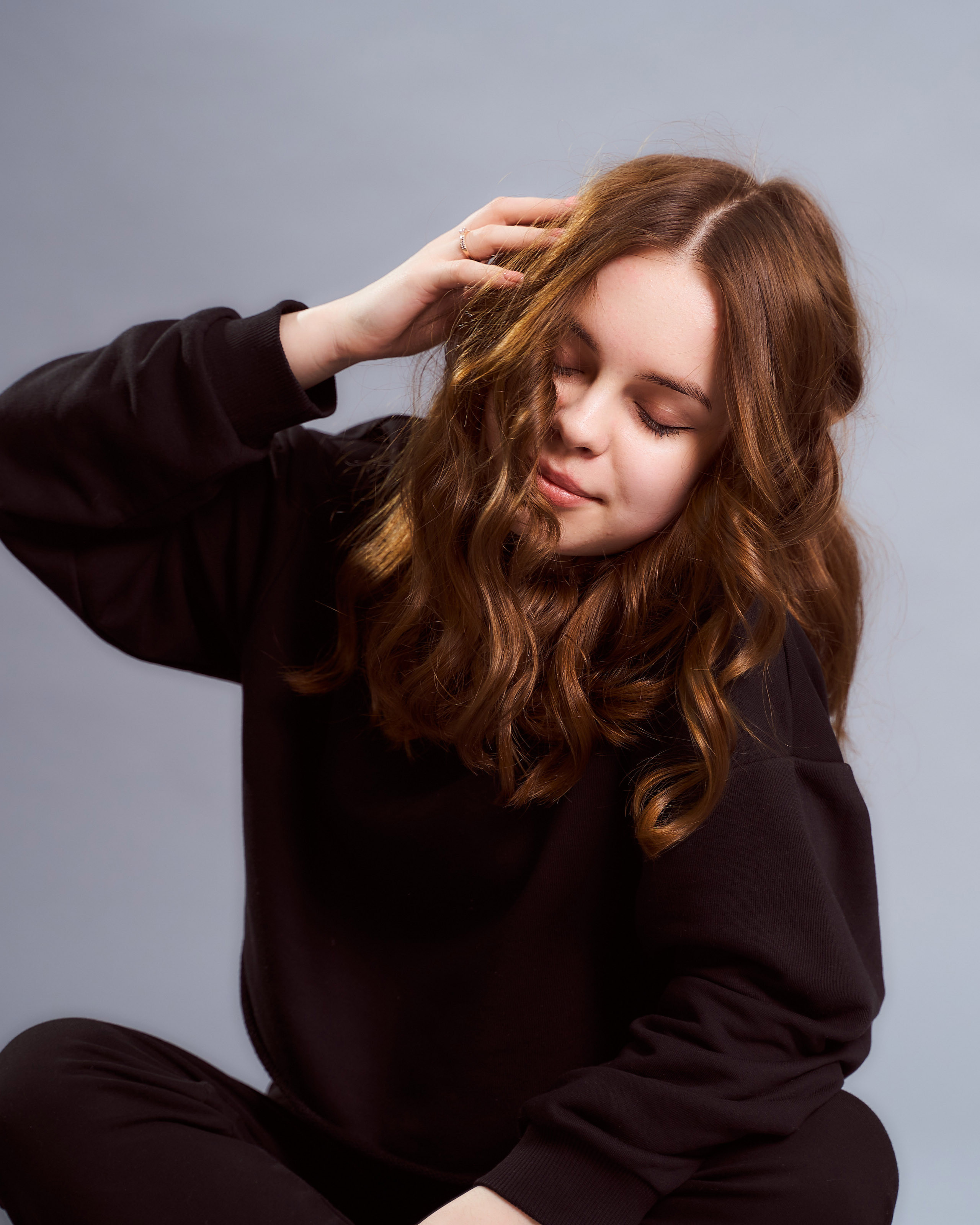 Александра в студии. Фотограф в Уральске Александр Хохлачёв | HOHLACHEV.COM