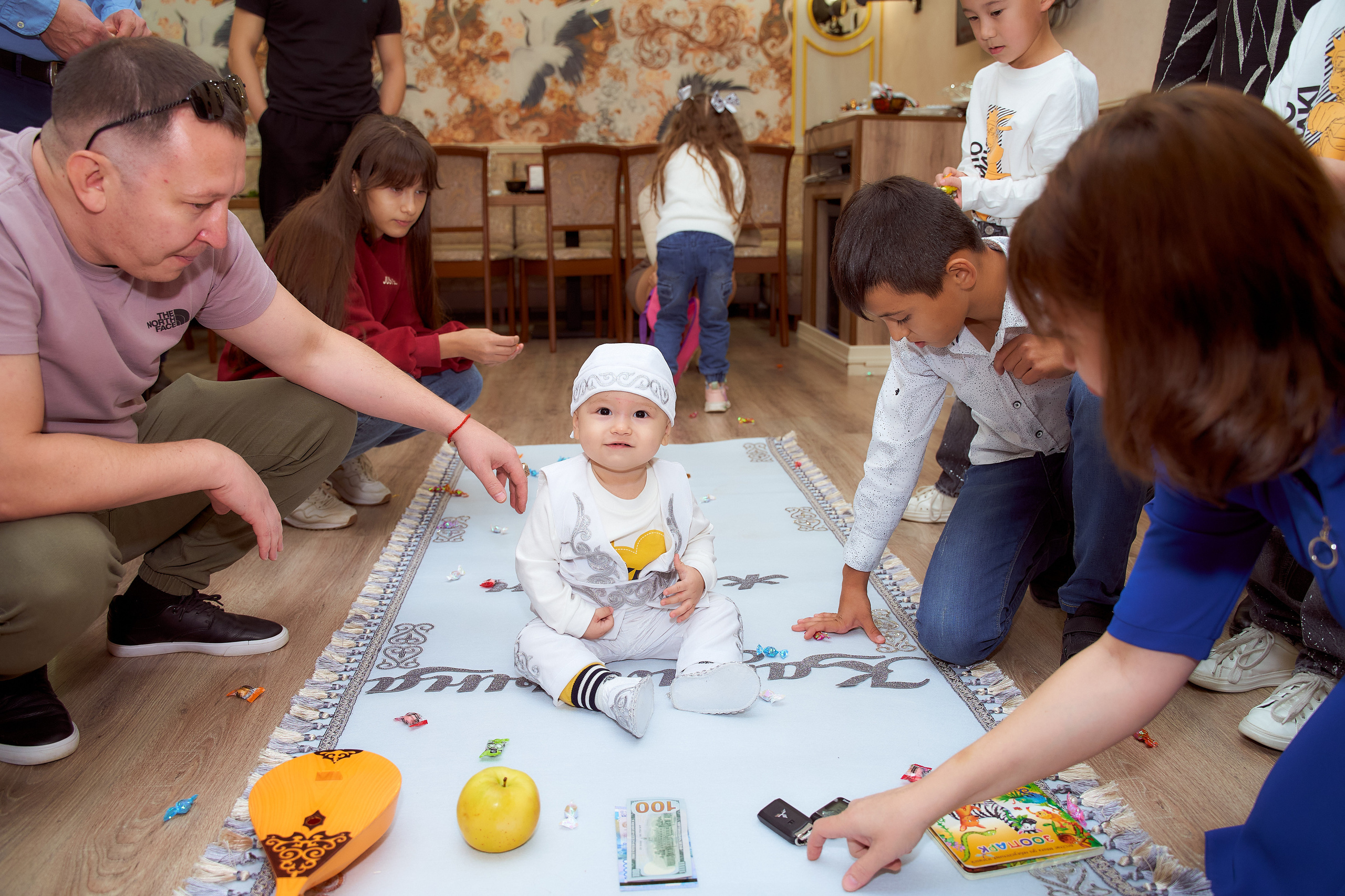 1 годик Давиру. Фотограф в Уральске Александр Хохлачёв | HOHLACHEV.COM