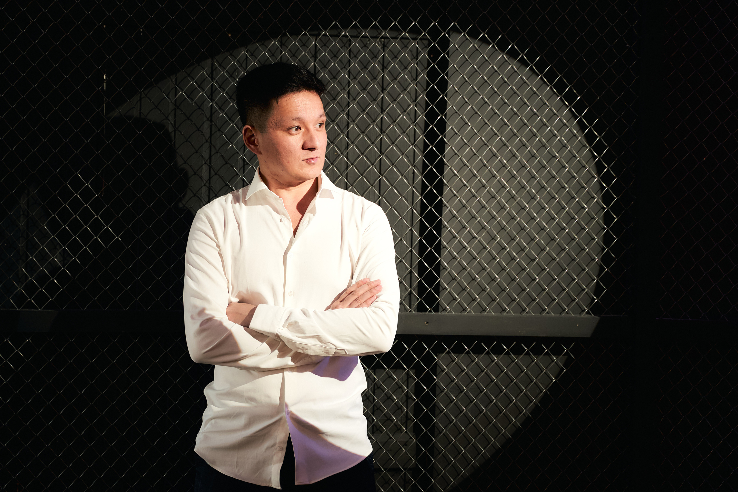 Дамир в студии. Фотограф в Уральске Александр Хохлачёв | HOHLACHEV.COM