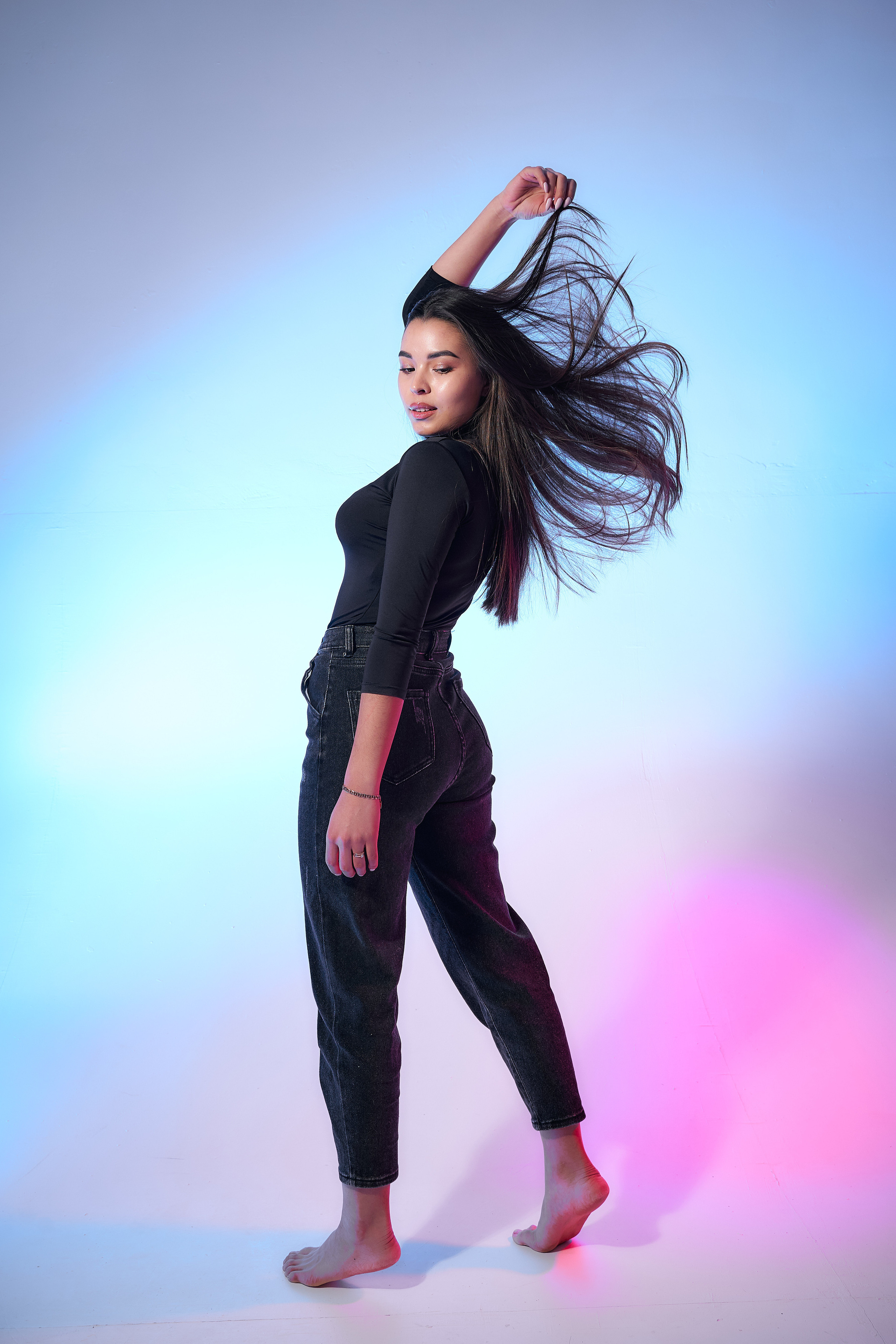 Кристина в студии. Фотограф в Уральске Александр Хохлачёв | HOHLACHEV.COM