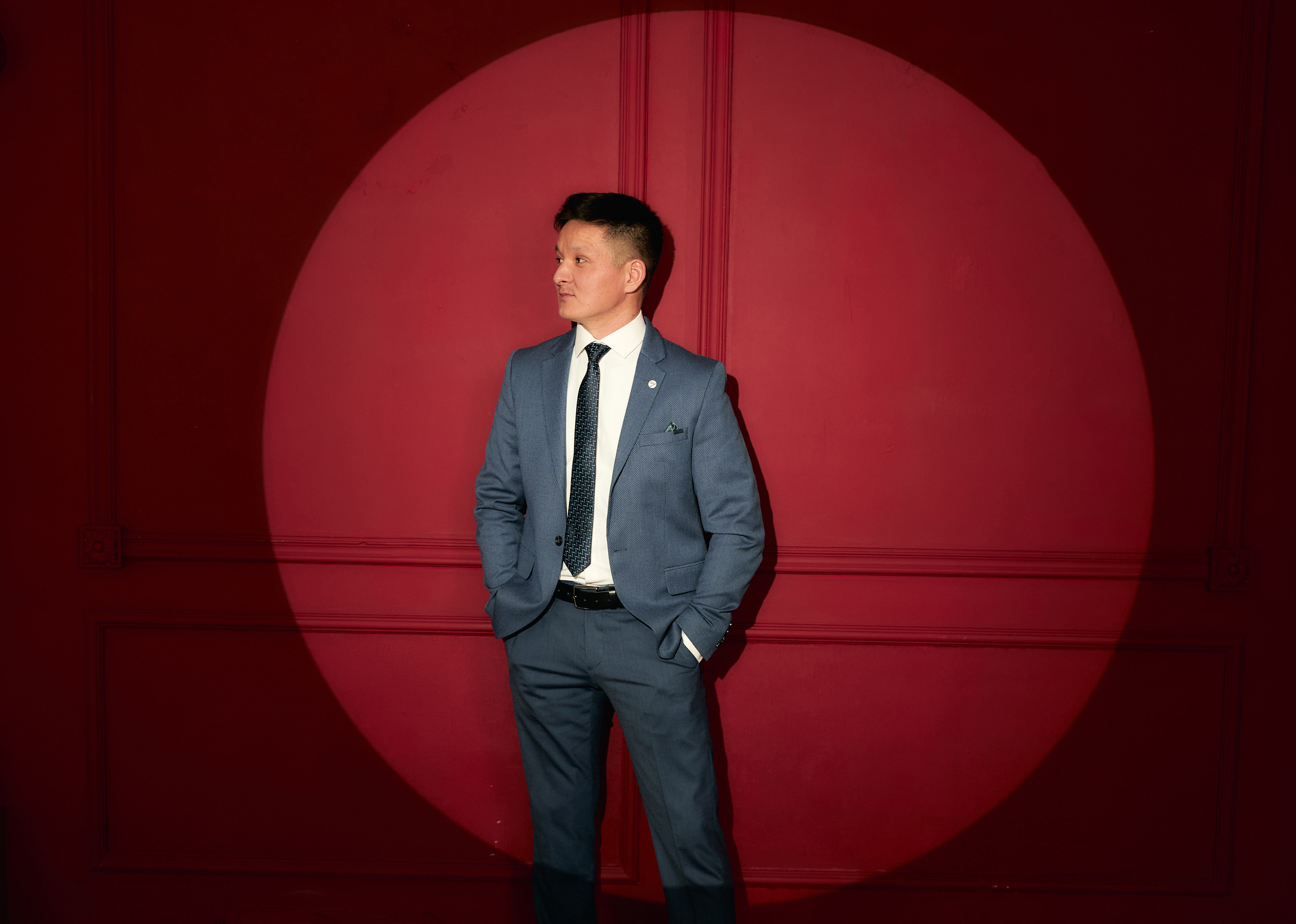 Дамир в студии. Фотограф в Уральске Александр Хохлачёв | HOHLACHEV.COM