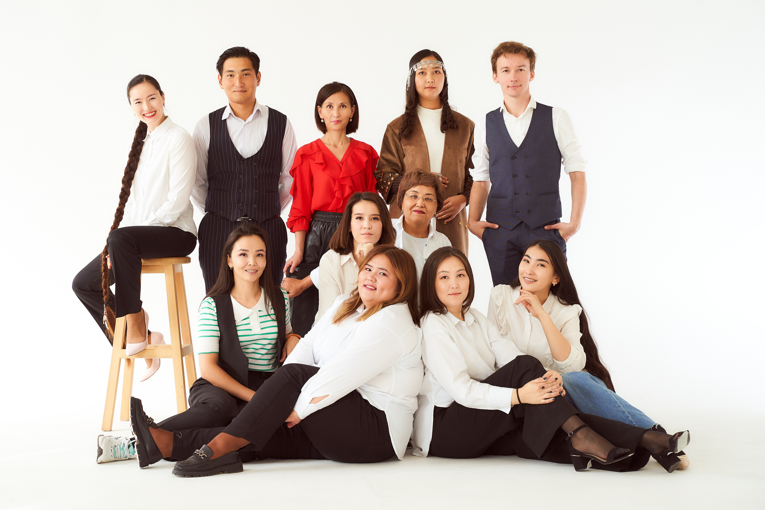 Библиотекари в студии. Фотограф в Уральске Александр Хохлачёв | HOHLACHEV.COM