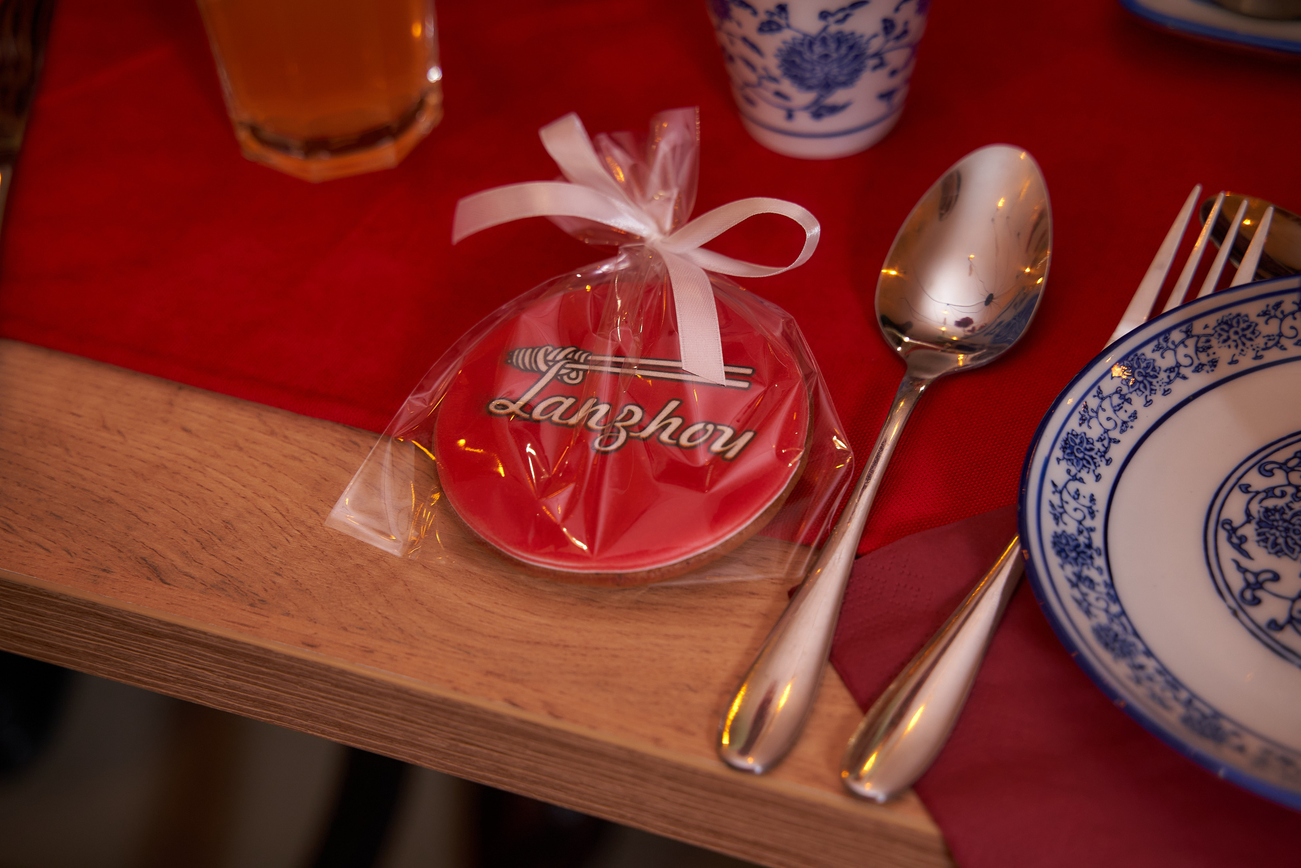 Открытие Lanzhou — кафе востойной кухни. Фотограф в Уральске Александр Хохлачёв | HOHLACHEV.COM