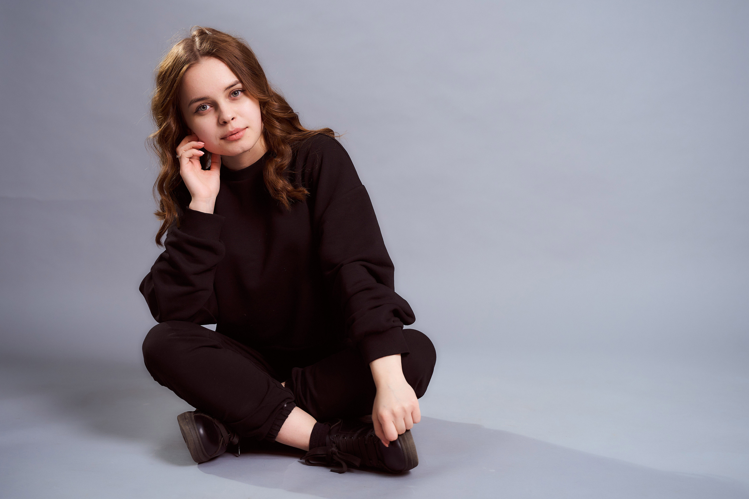 Александра в студии. Фотограф в Уральске Александр Хохлачёв | HOHLACHEV.COM