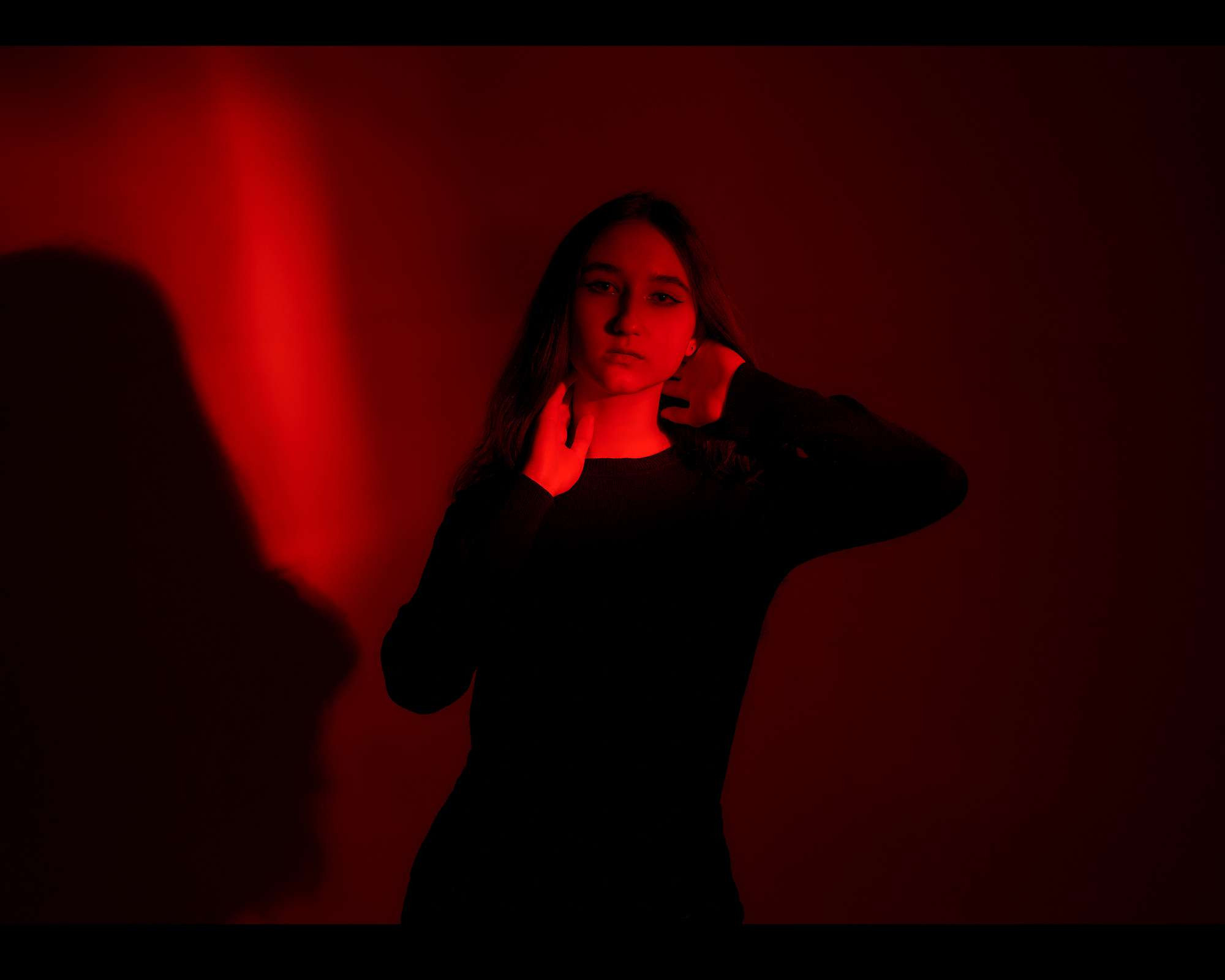 Карина в студии. Фотограф в Уральске Александр Хохлачёв | HOHLACHEV.COM