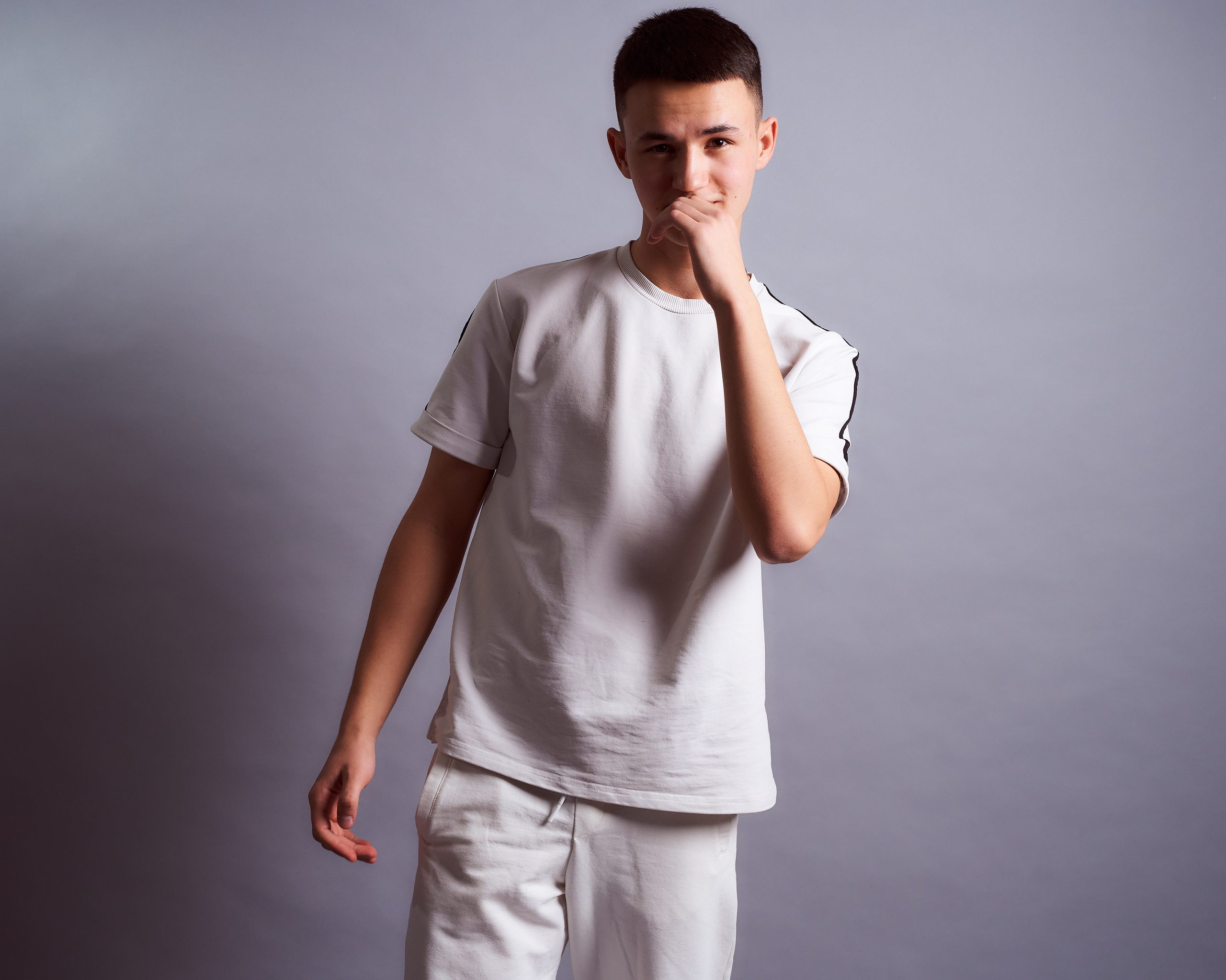 Александра в студии. Фотограф в Уральске Александр Хохлачёв | HOHLACHEV.COM