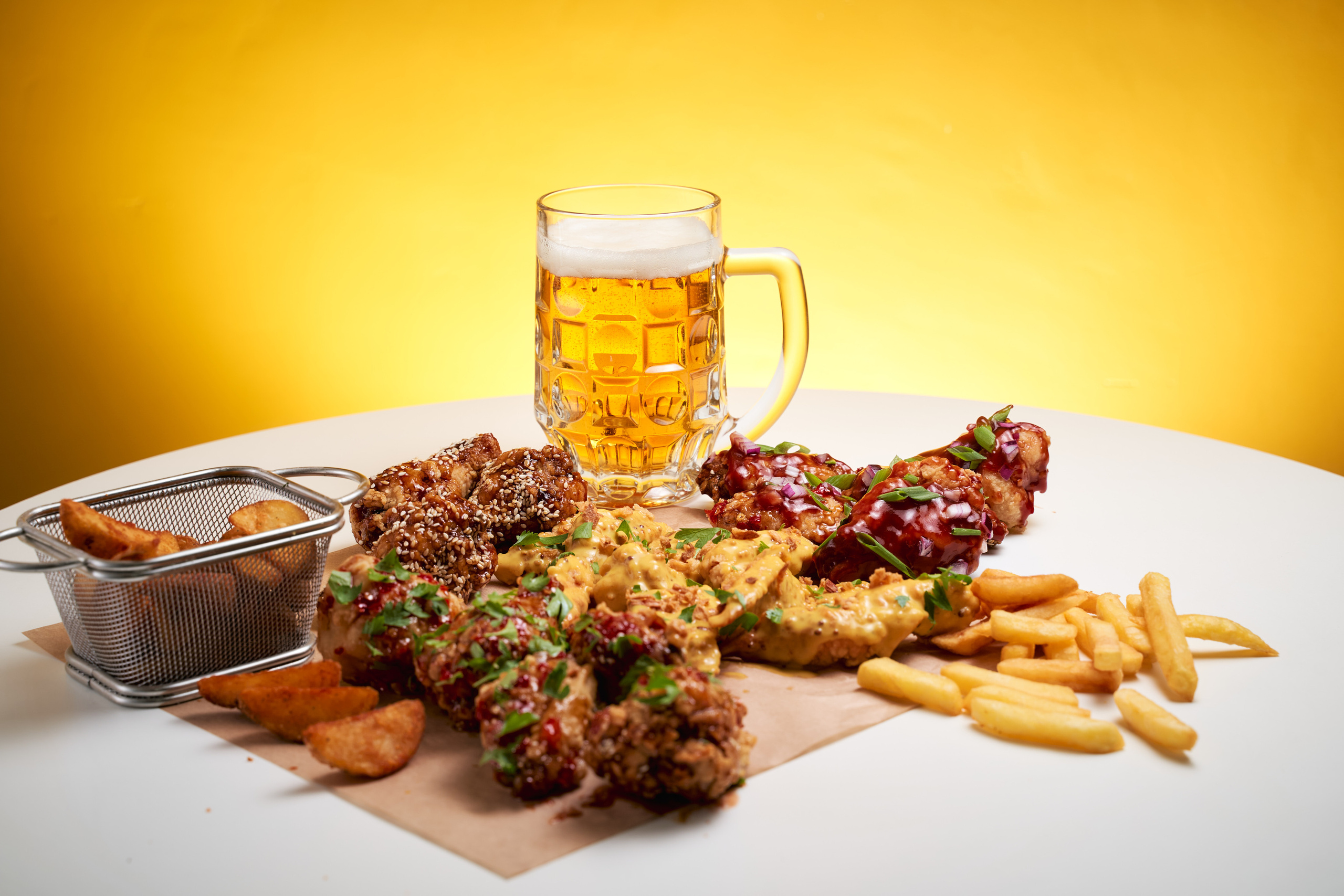 Goldie Chicken — куриные крылышки. Фотограф в Уральске Александр Хохлачёв | HOHLACHEV.COM