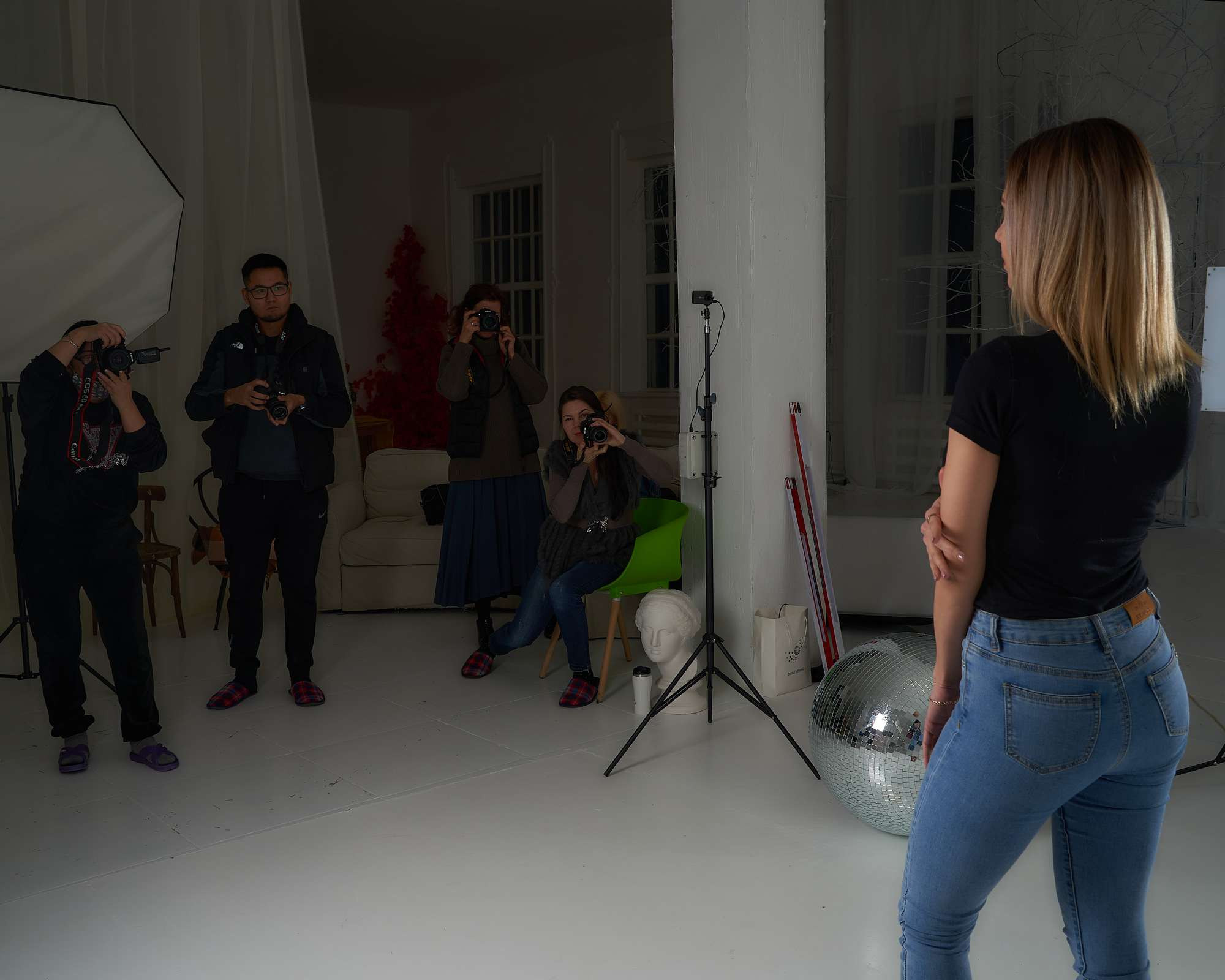 МК по студийному свету. Фотограф в Уральске Александр Хохлачёв | HOHLACHEV.COM