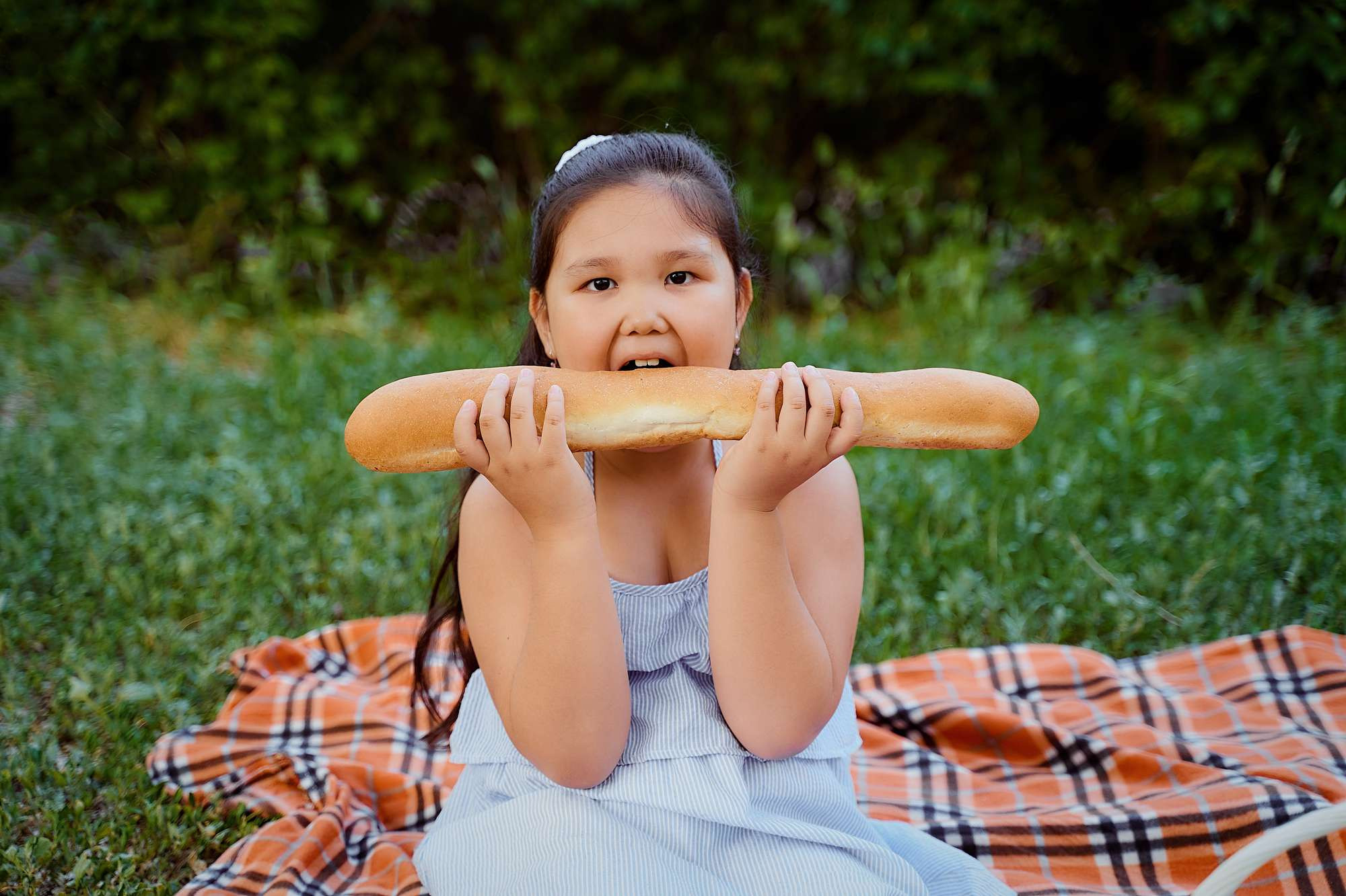 Аделя по сертификату. Фотограф в Уральске Александр Хохлачёв | HOHLACHEV.COM