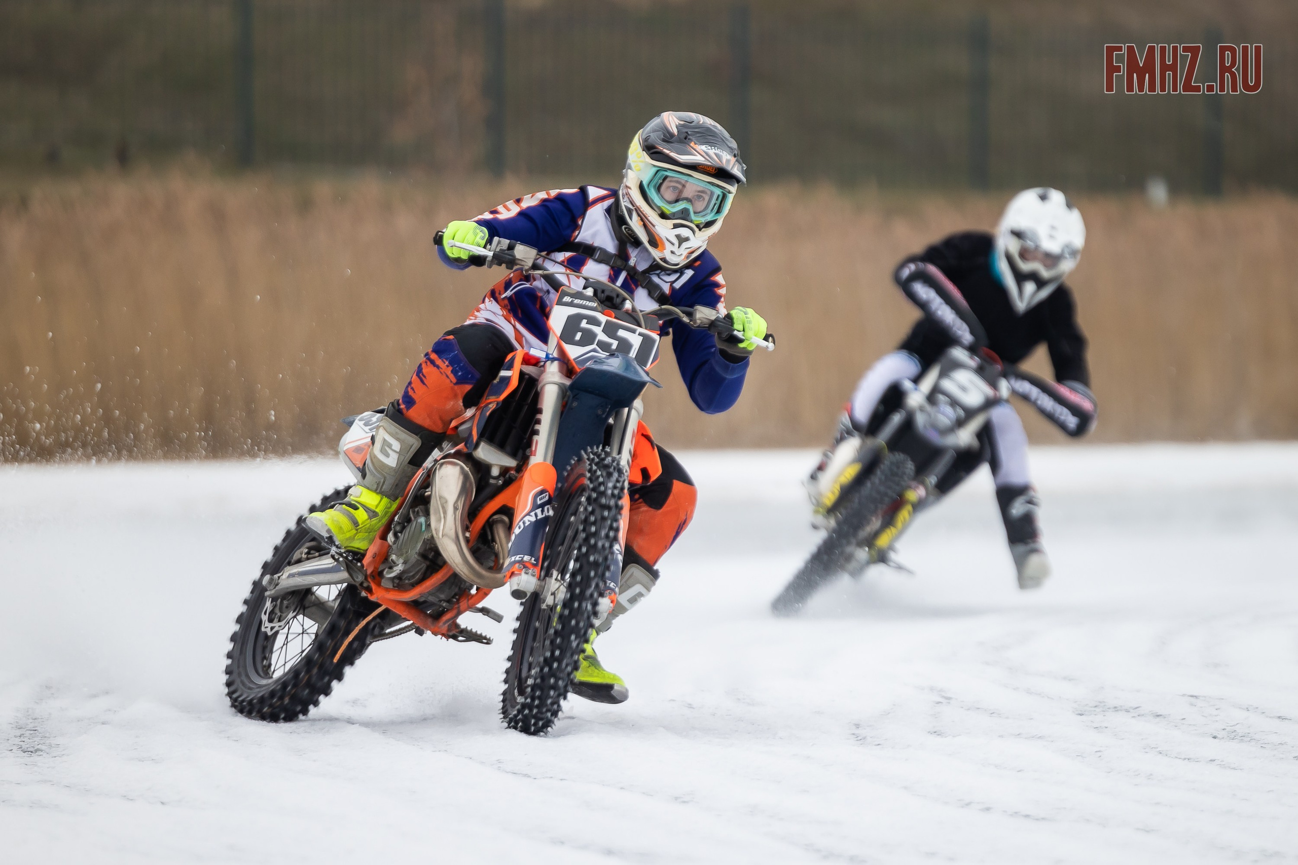 Первый этап Кубка МФР по мотокроссу на льду Большого Крылатского пруда в Москве. 8 февраля 2025 г. Фотограф Владимир Охрименко
