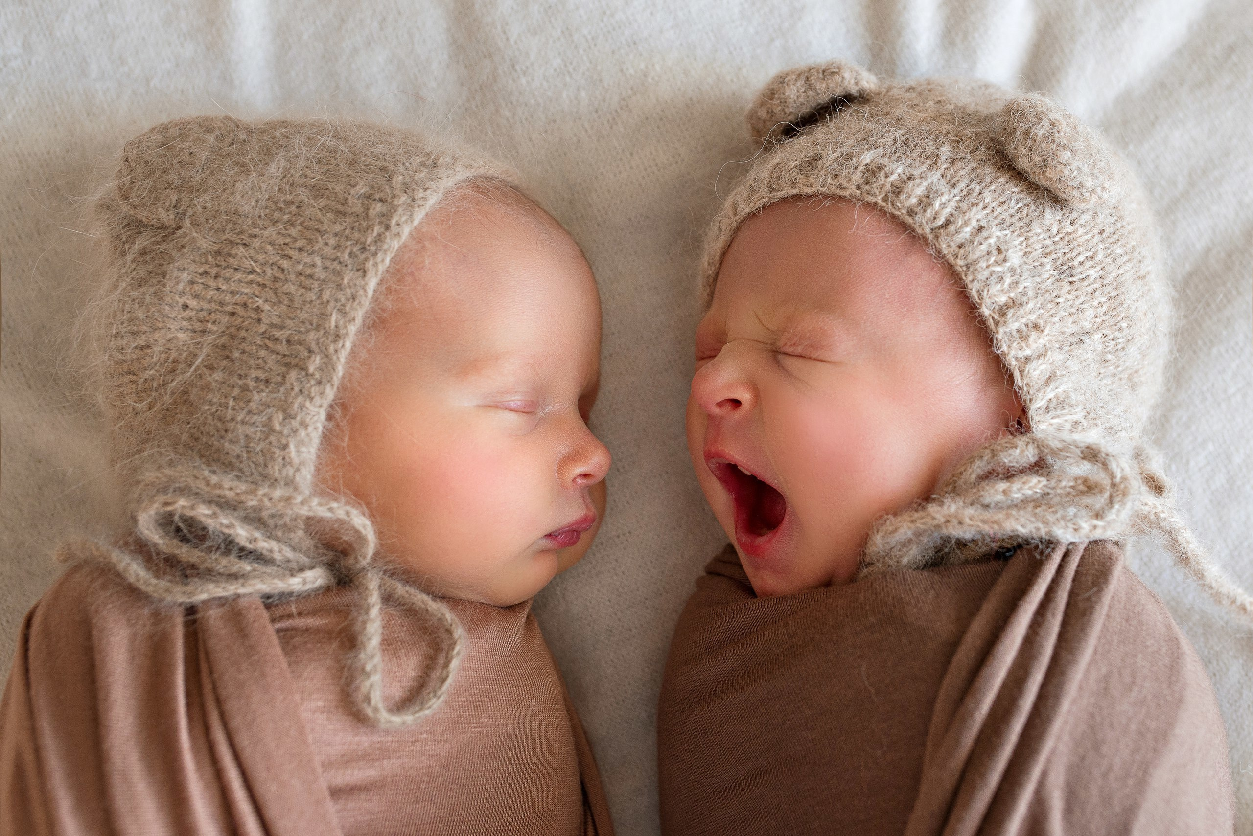 Двойняшки. Фотограф новорожденных и детей до года в Челябинске Иванова Елена