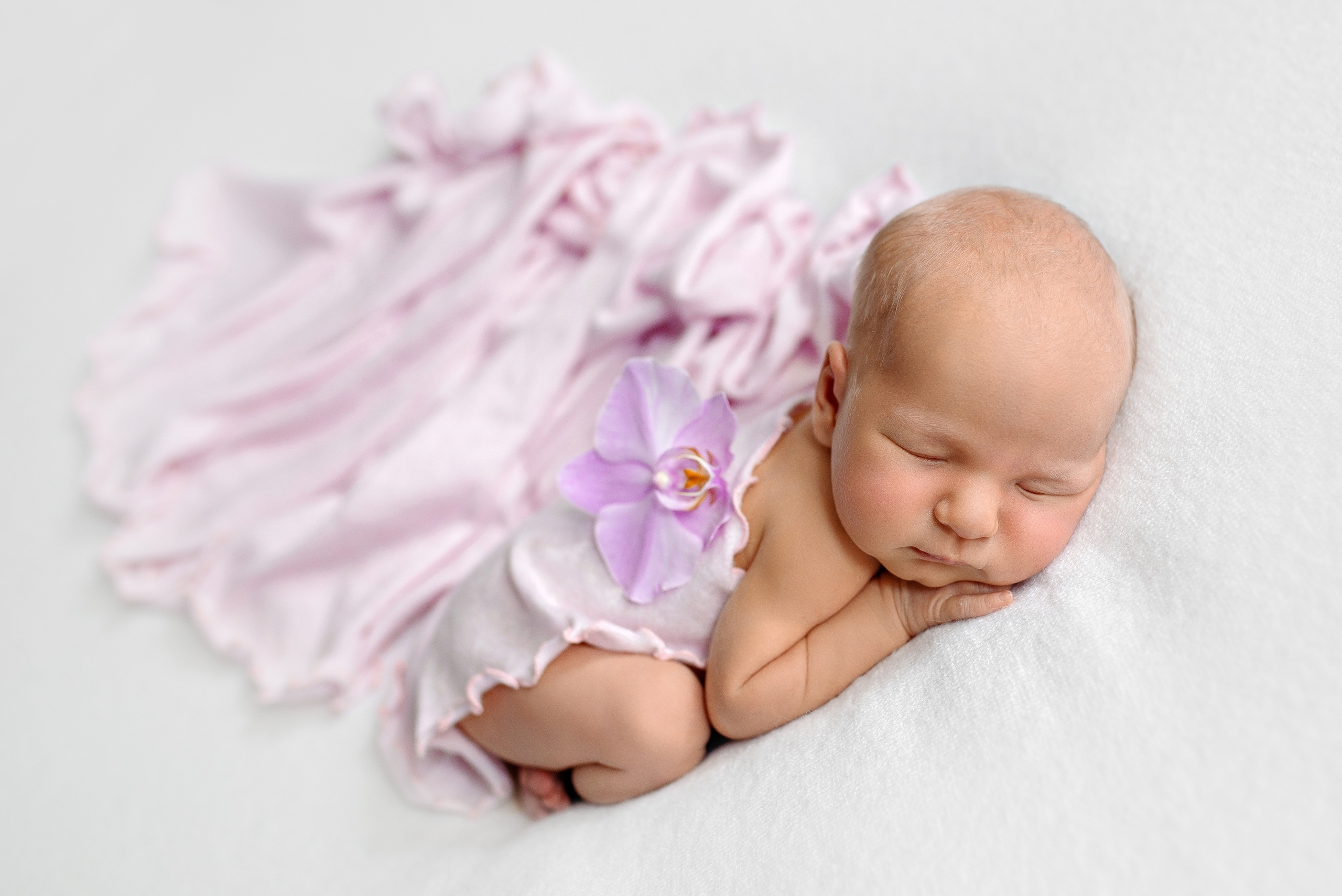Новорожденные девочки. Фотограф новорожденных и детей до года в Челябинске Иванова Елена