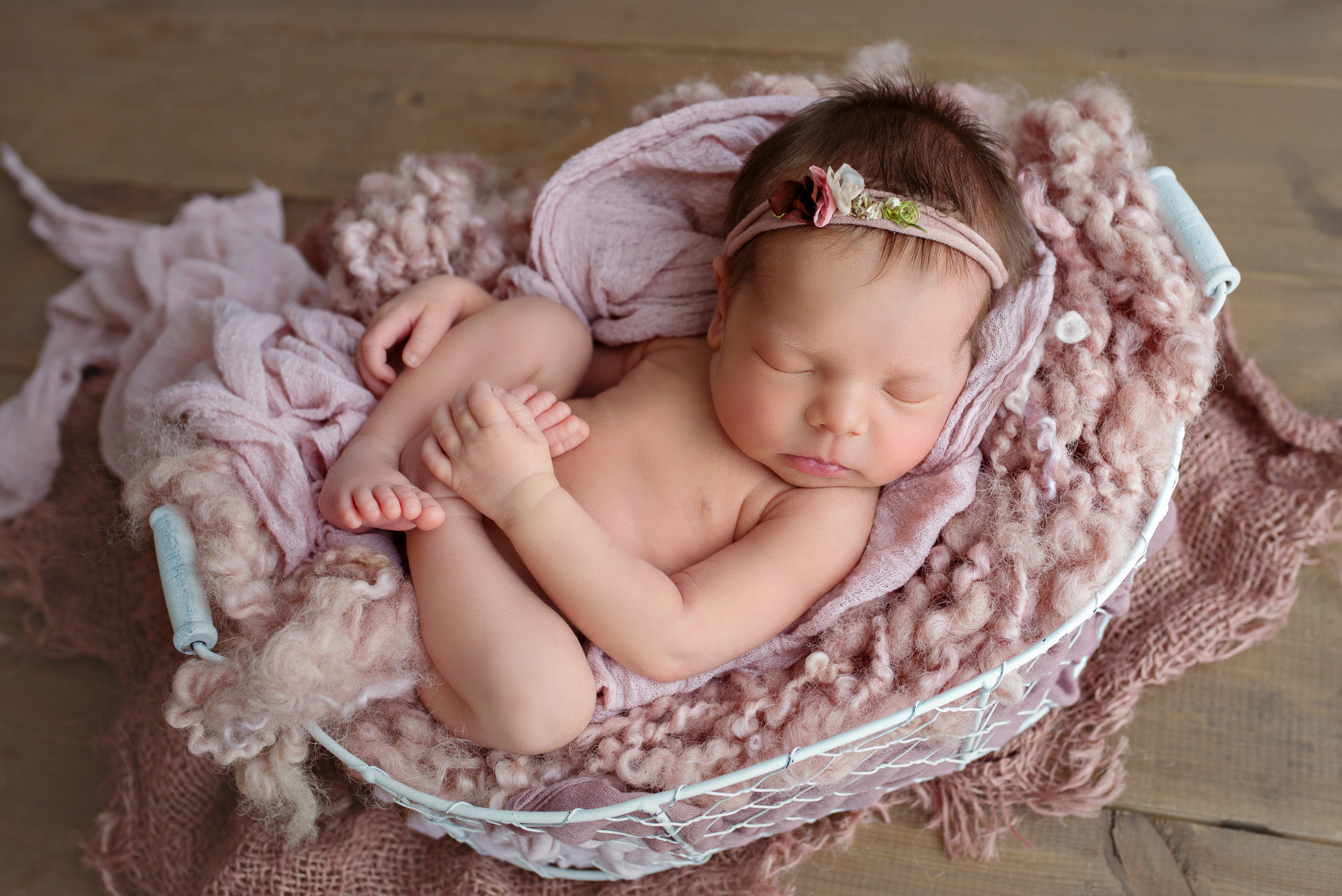 Новорожденные девочки. Фотограф новорожденных и детей до года в Челябинске Иванова Елена