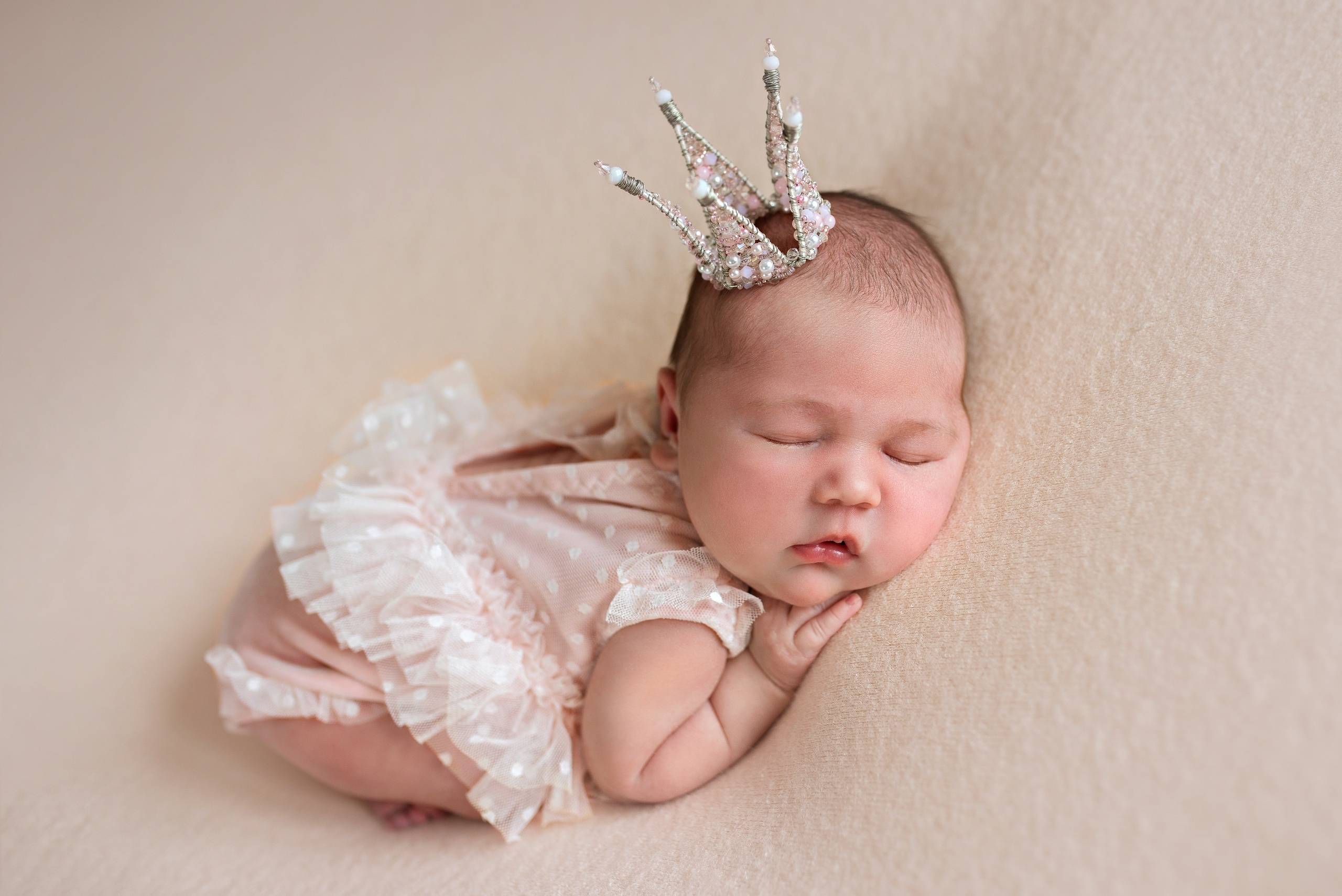 Новорожденные девочки. Фотограф новорожденных и детей до года в Челябинске Иванова Елена