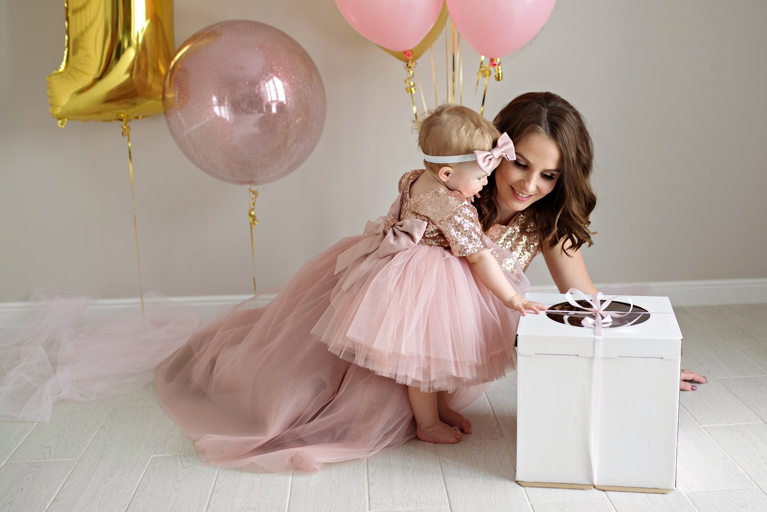 Первый тортик. Фотограф новорожденных и детей до года в Челябинске Иванова Елена