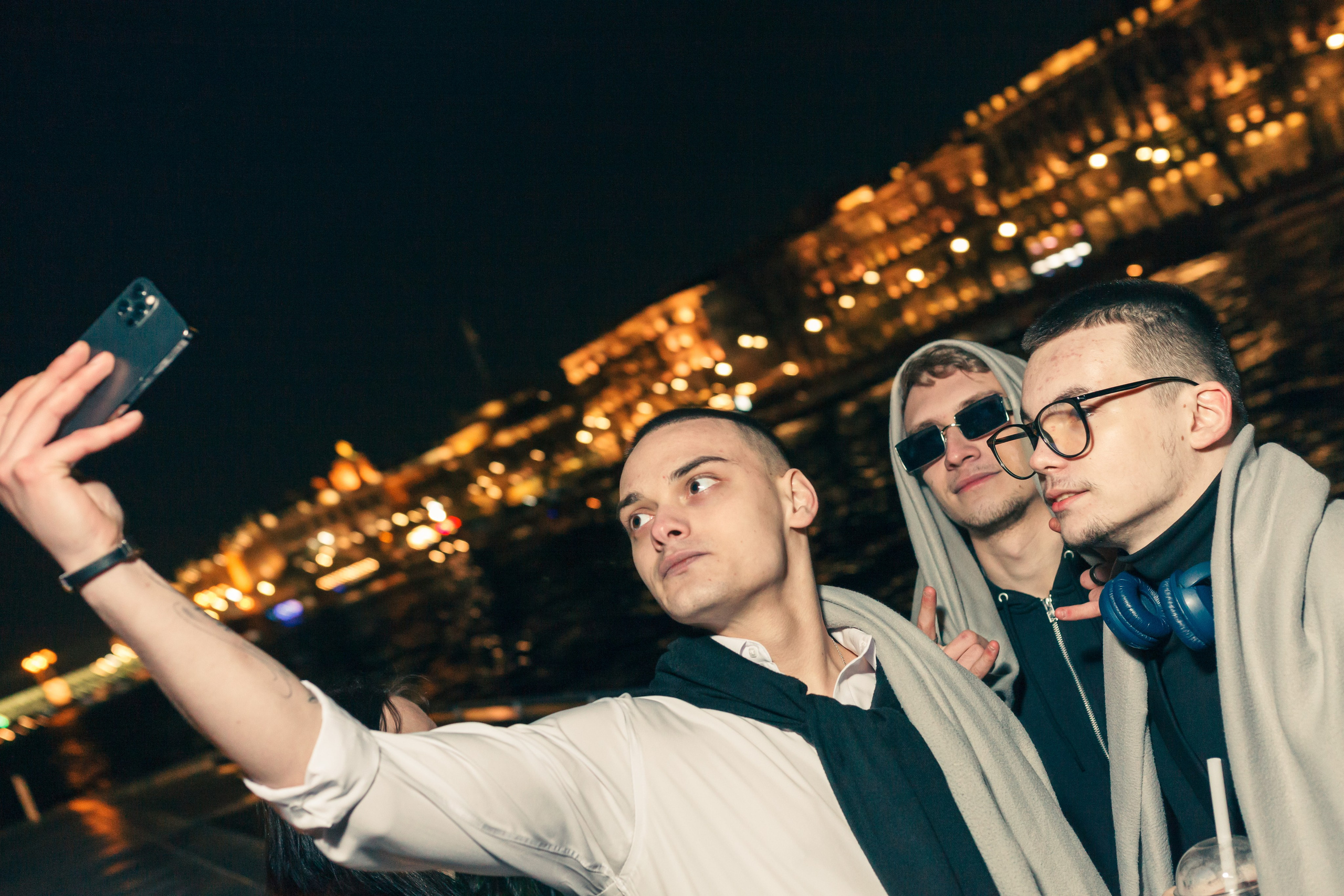 Зеркало ночного города. Фотограф в Санкт — Петербурге Валерий Гаухман