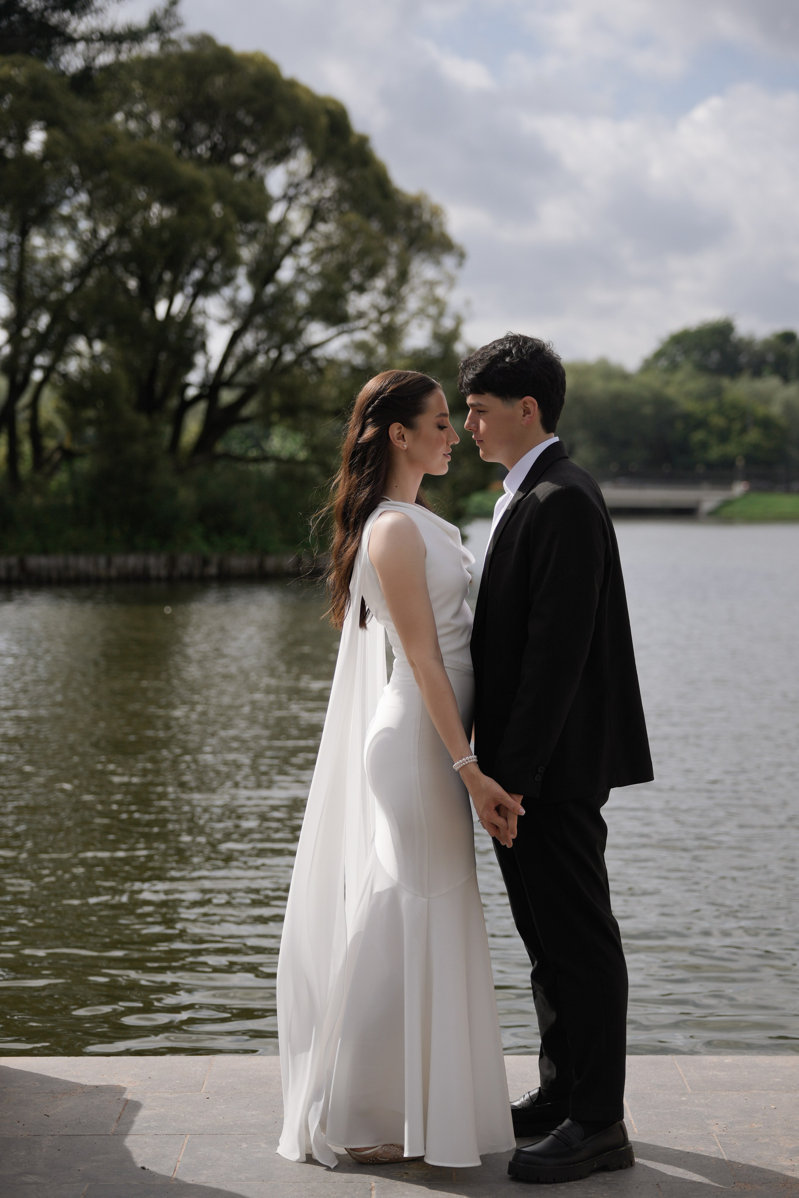 Свадебная фотосессия в усадьбе Царицыно