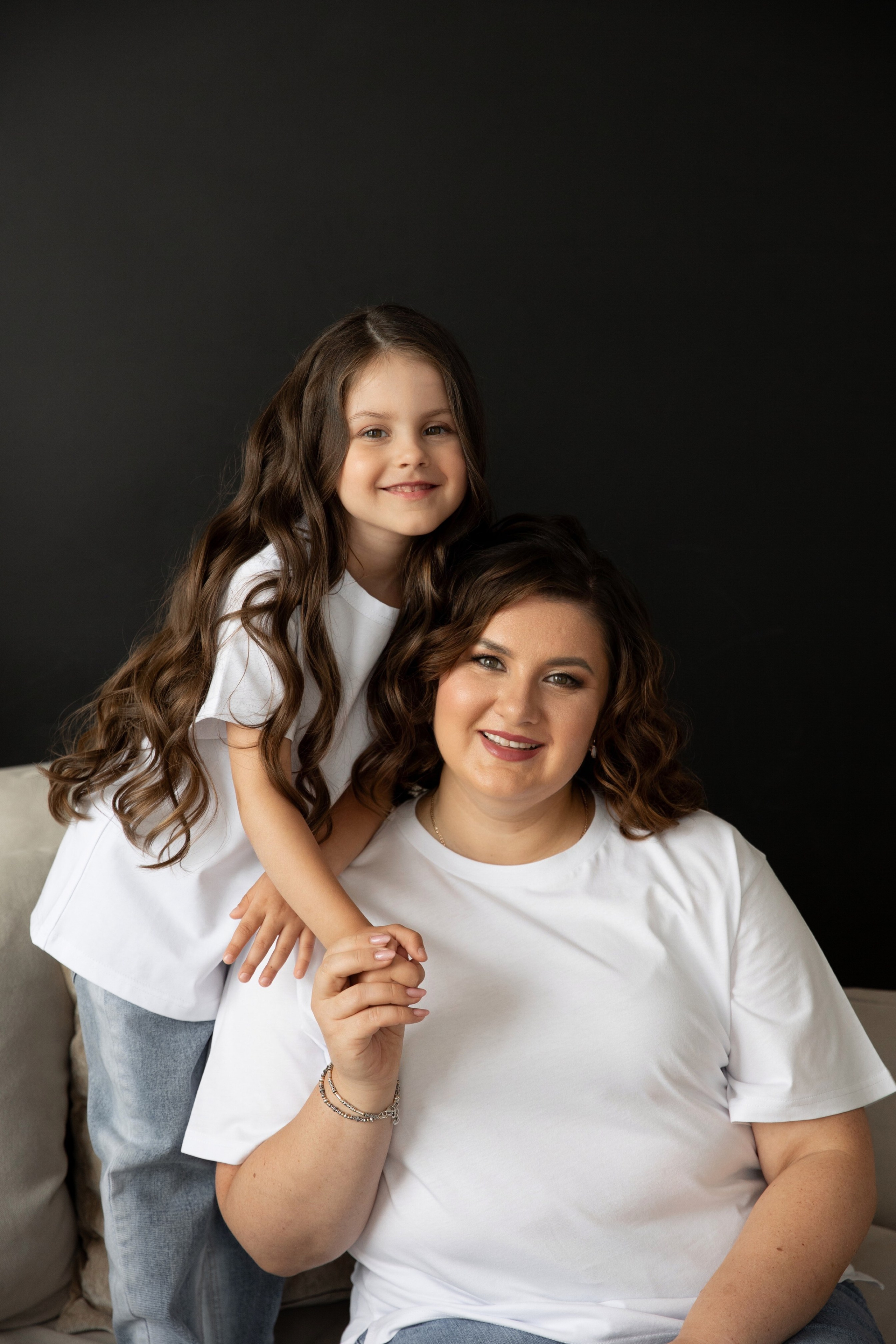 Семейная фотосессия в студии. Семейный и детский фотограф, визуальный гид, декоратор в Москве