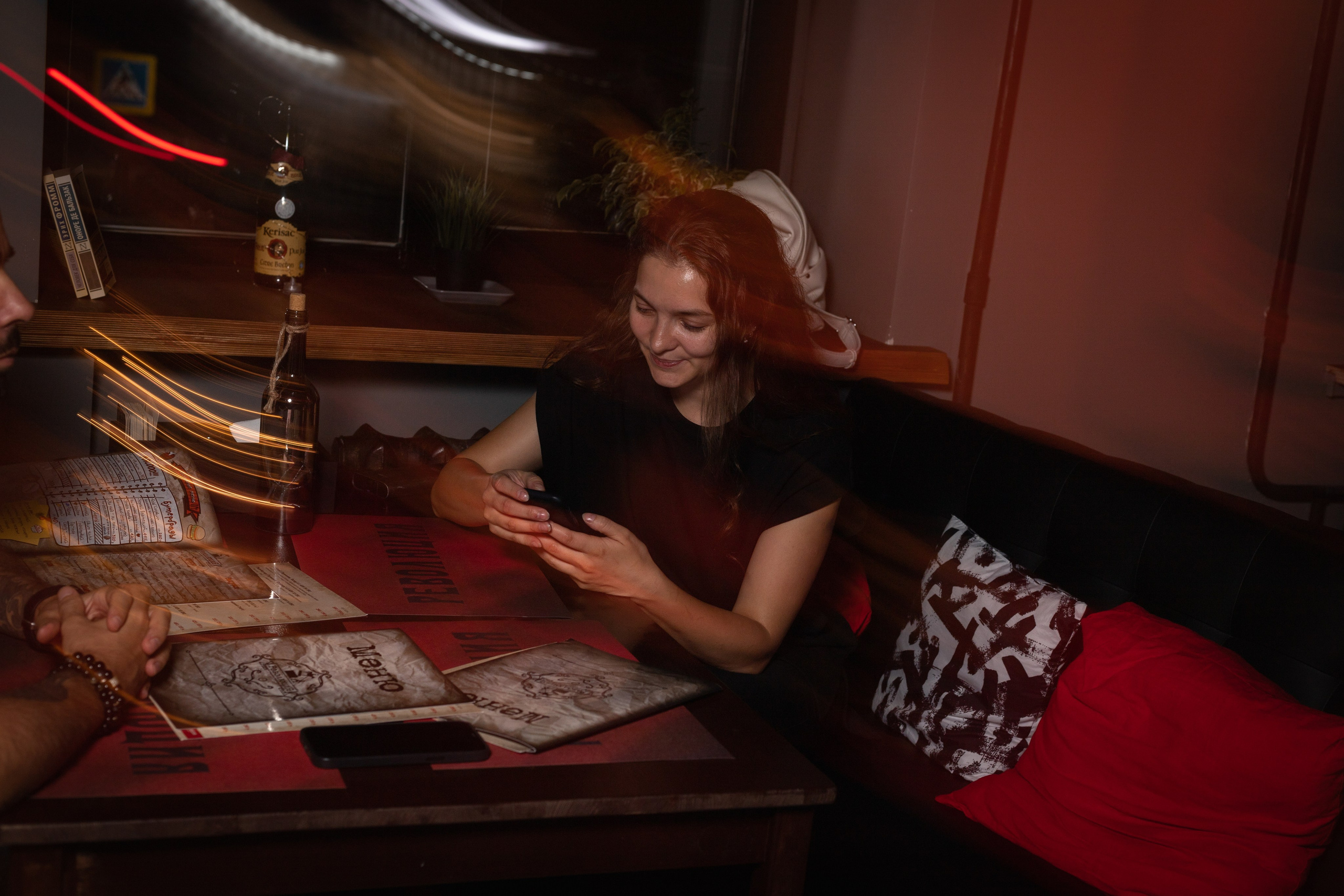 Паб Революция. Фотограф Денис Лесковский (Тюмень)