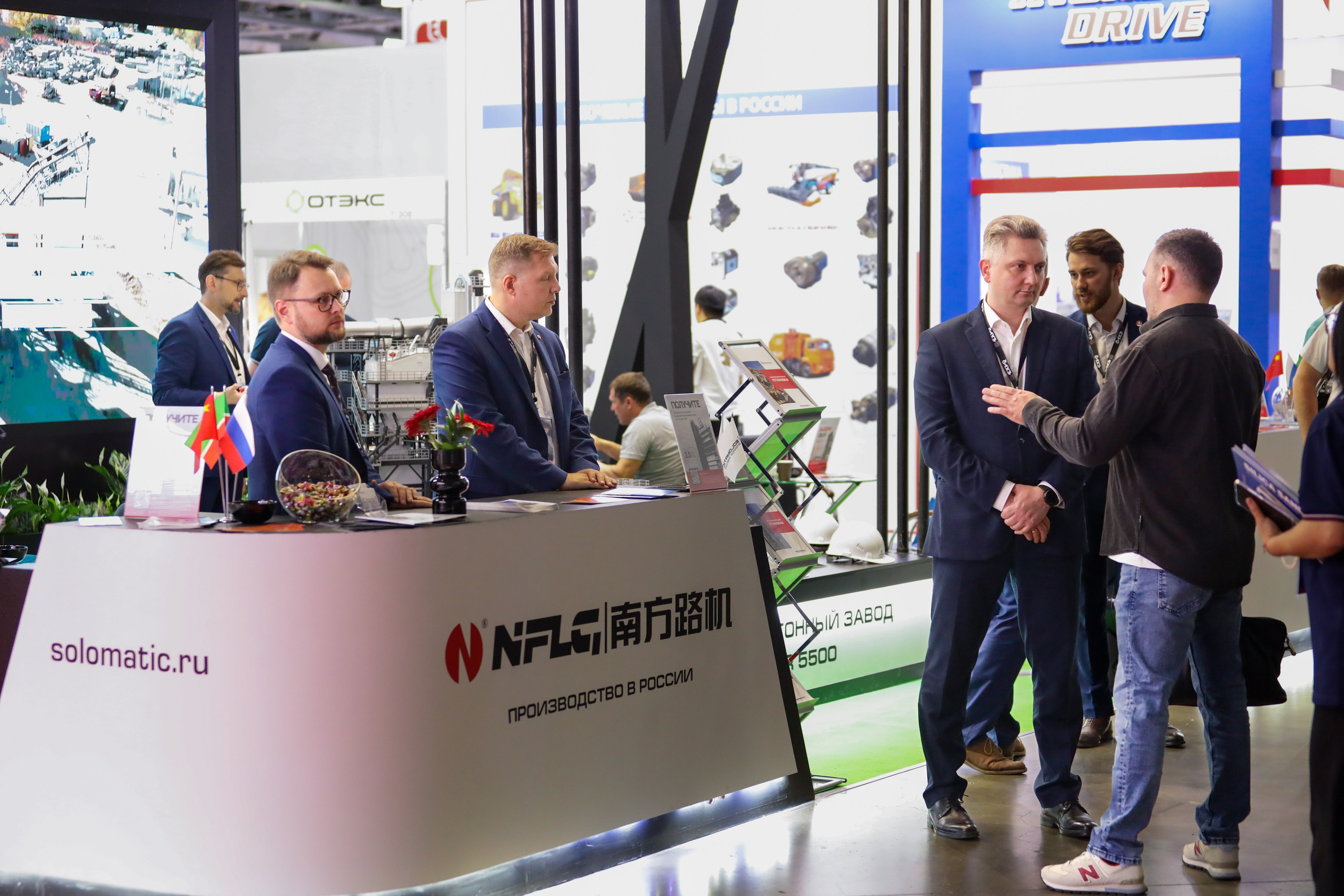 Съёмка стенда на выставке. Фотограф на мероприятие в Москве Марик