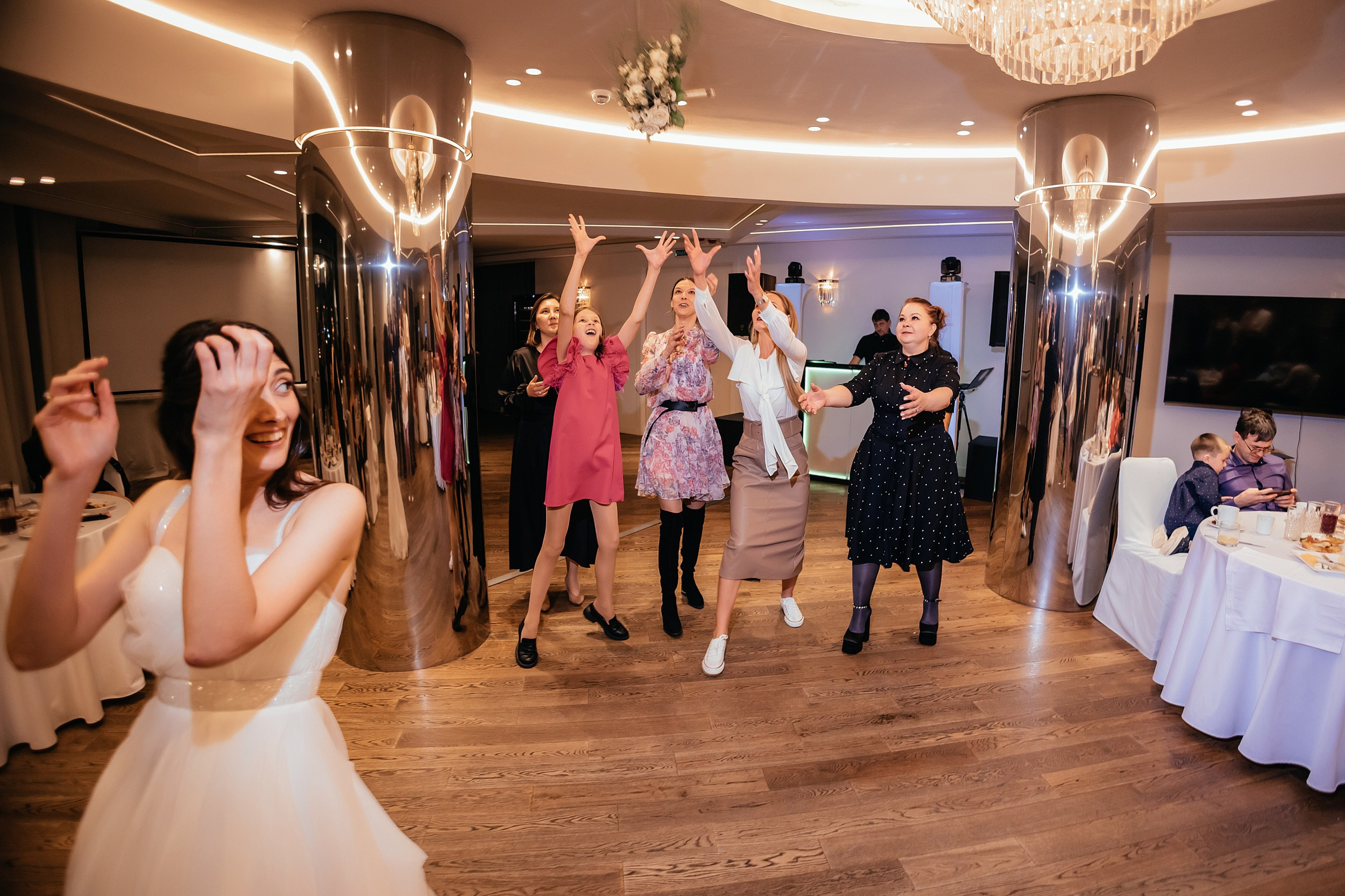 Святослав и Антонина. Свадебный, репортажный фотограф в Тюмени Сергей Тапилин