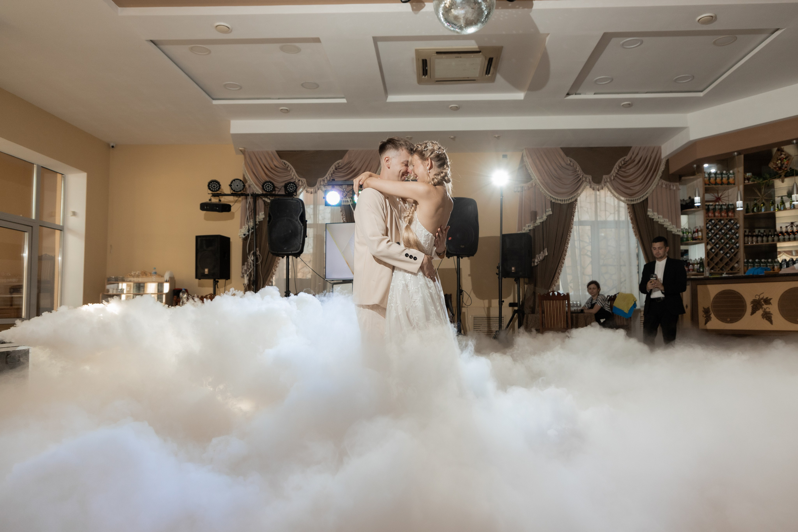 Роман и Александра (банкет). Свадебный фотограф Ангелина Сунгатулина | Саратов | Балаково | Вольск