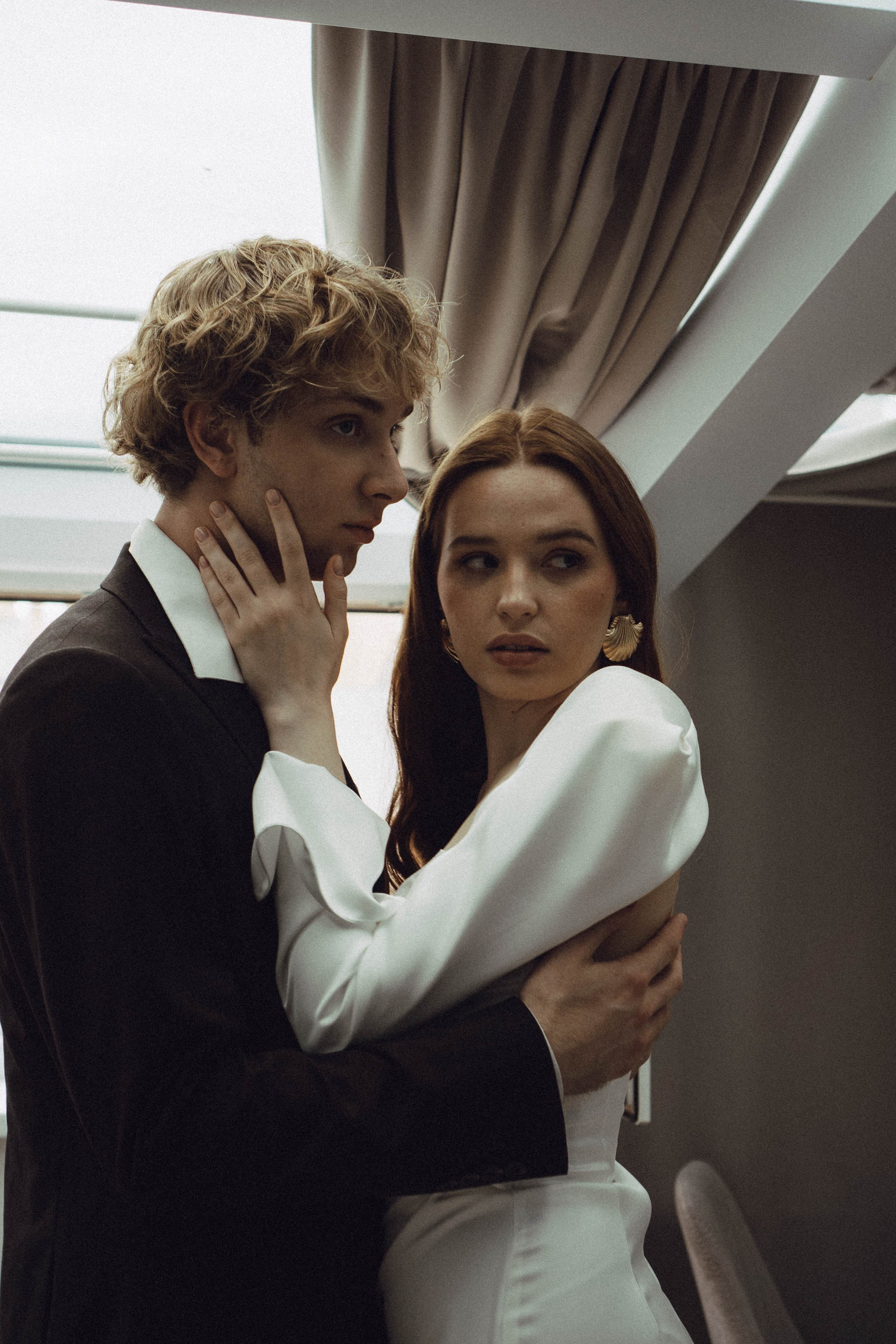 СВАДЕБНАЯ СЬЕМКА В ОТЕЛЕ. СБОРЫ ЖЕНИХА И НЕВЕСТЫ И ТАКЖЕ ТОР И ПОДГОТОВКА К ПРОГУЛКЕ. Профессиональный фотограф, Санкт-Петербург — Виктория Богомолова