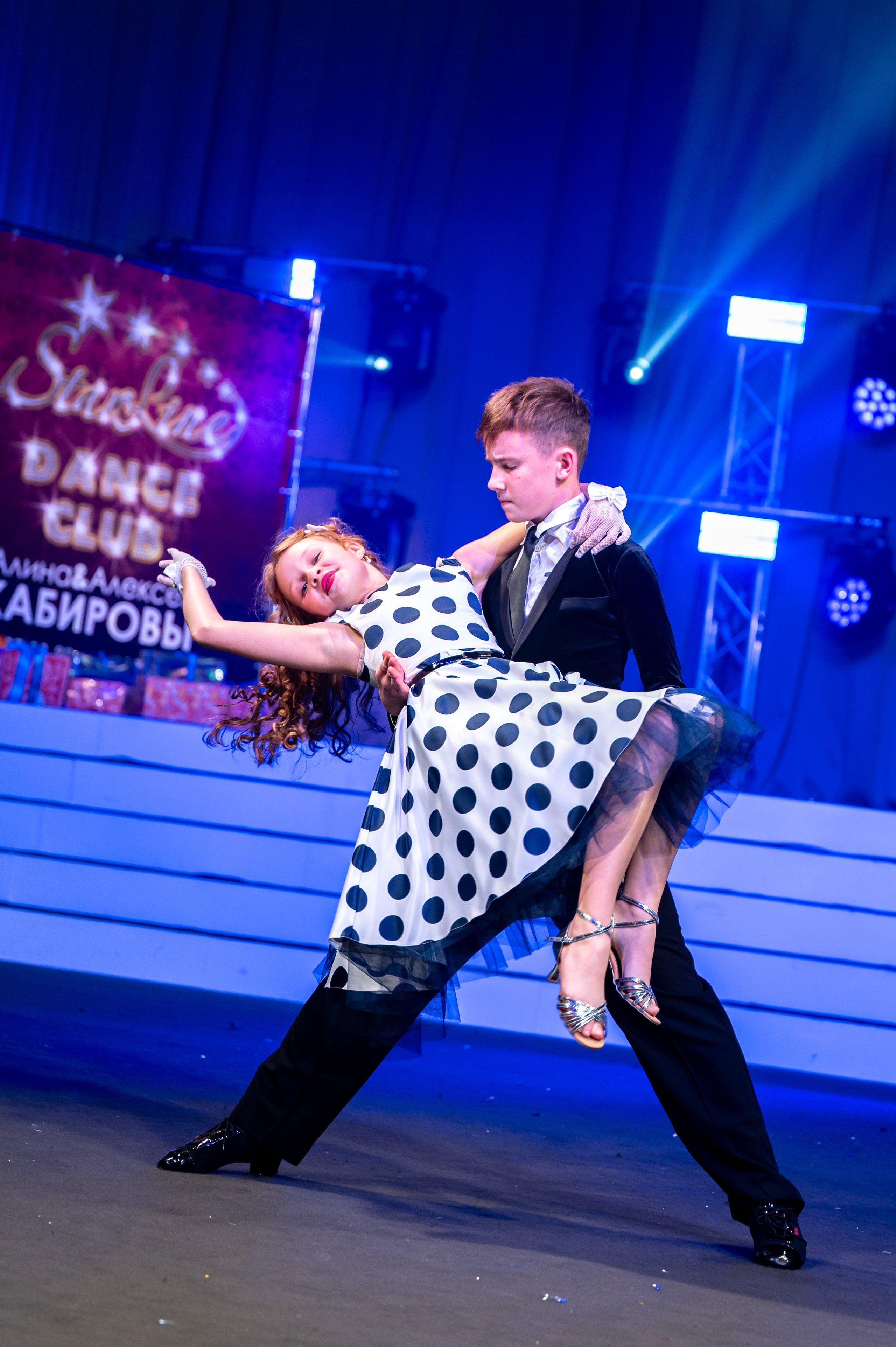 SL Новогодний отчетный концерт 2024/2025. Спортивный фотограф в Туле и Тульской области. Файсханова Фото Спорт