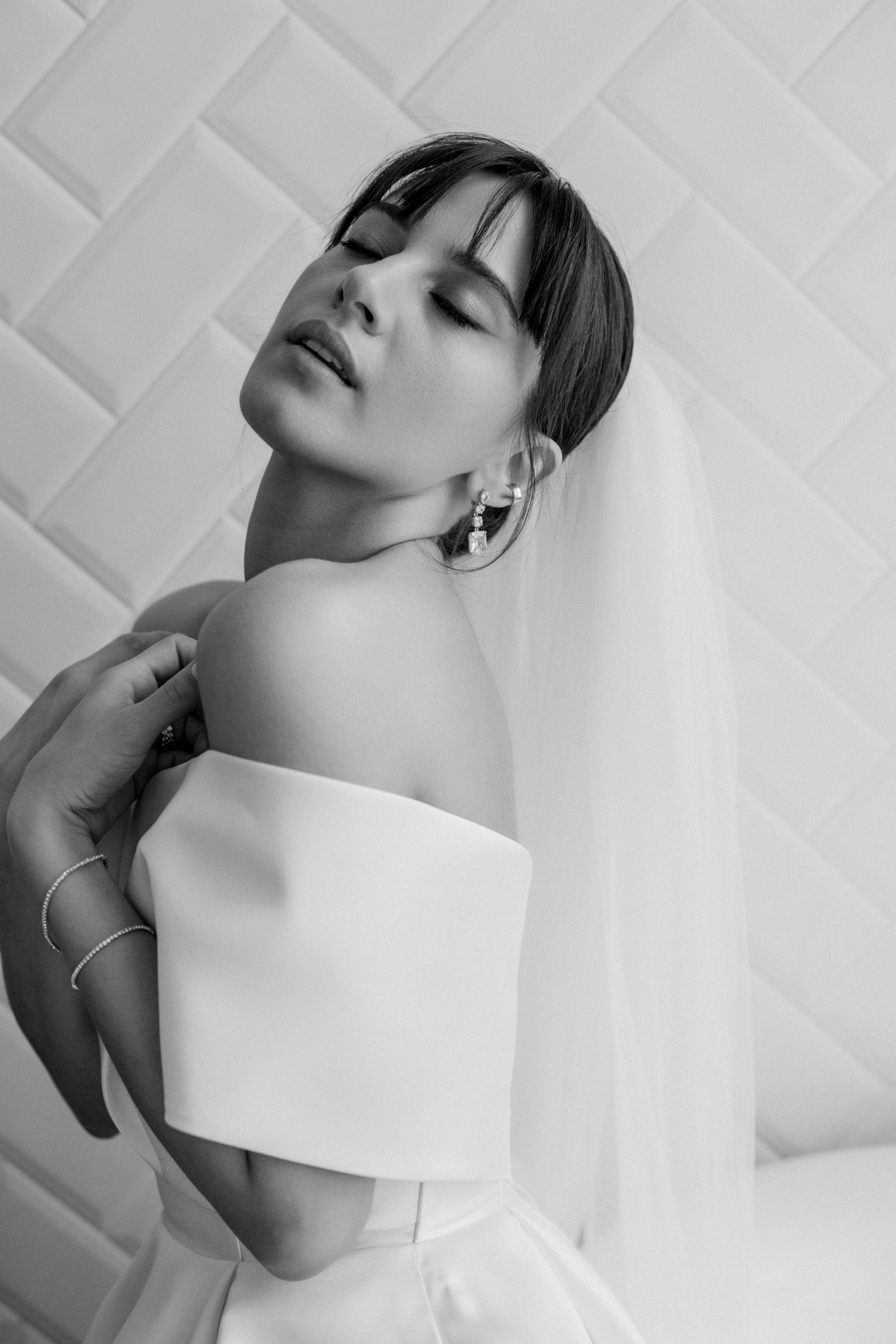 Свадьба на катере. Свадебный фотограф в Санкт-Петербурге Вика Стукачева