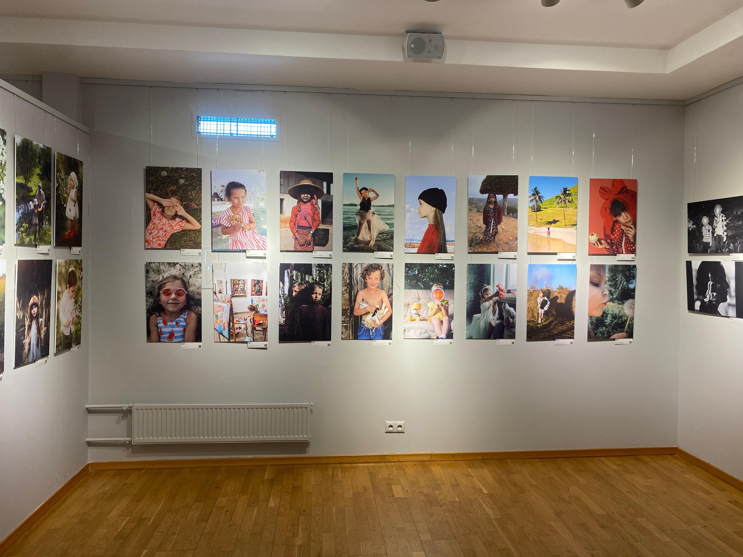 Выставки. Семейный и детский фотограф в Алматы Юровских Инесса