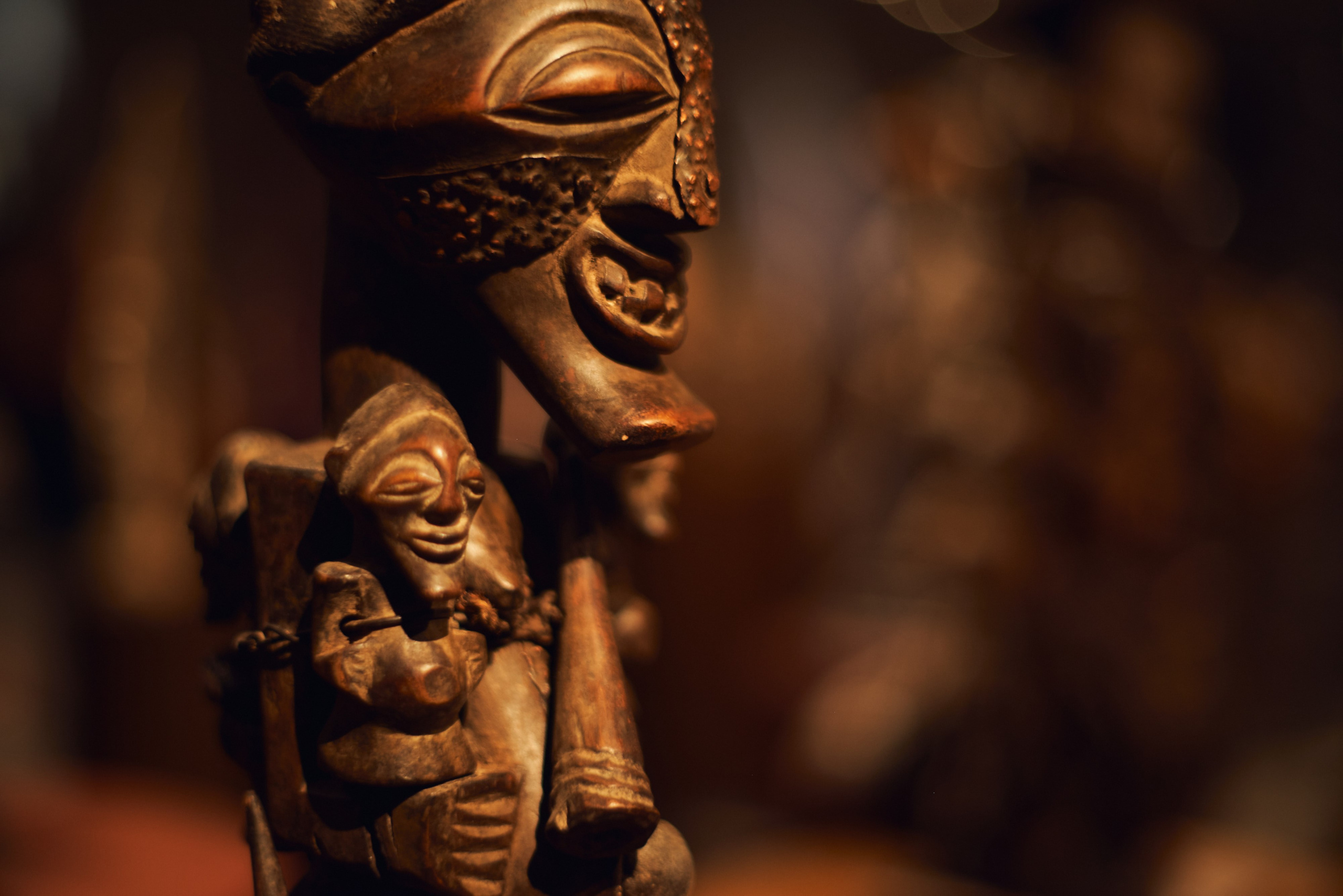 Нкоди. Охотник на демонов