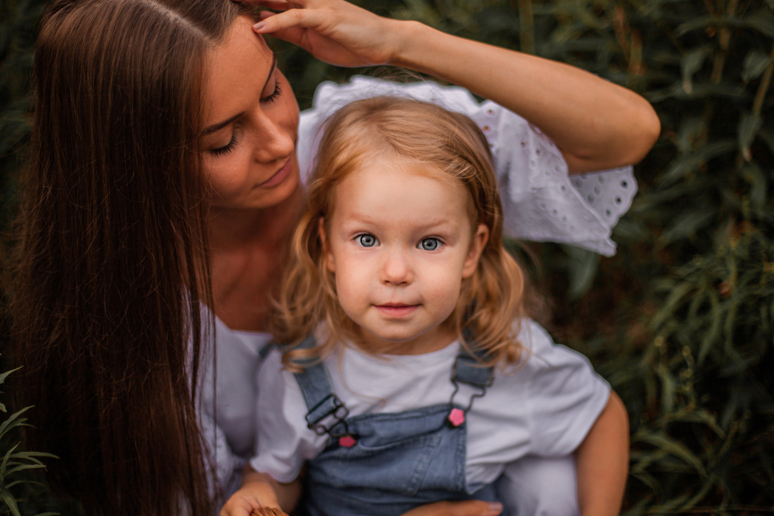 Фотосессия в цветущем поле. Фотограф Наталья Яковлева, Санкт-Петербург. Семьи, ньюборн, крещения