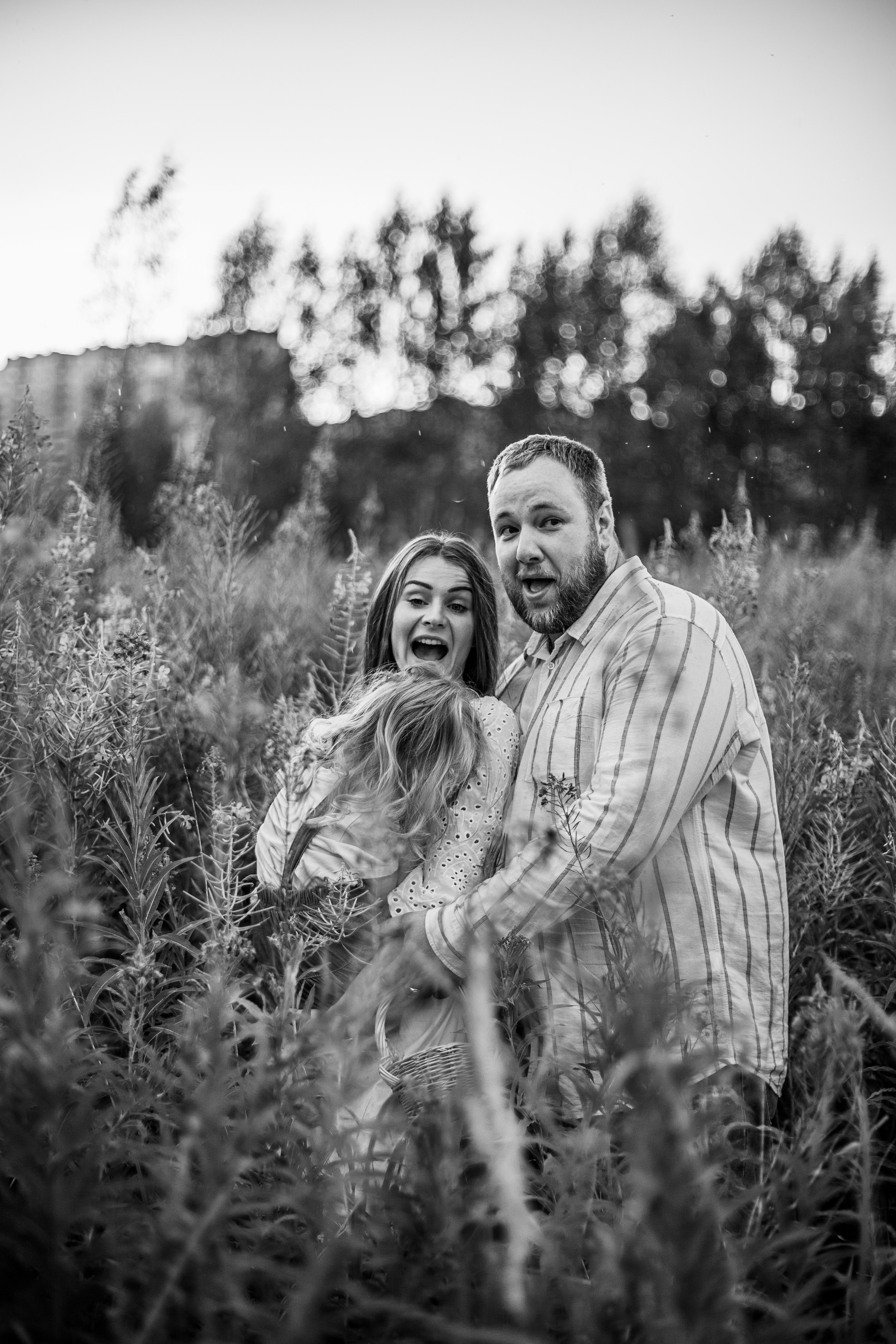 Фотосессия в цветущем поле. Фотограф Наталья Яковлева, Санкт-Петербург. Семьи, ньюборн, крещения