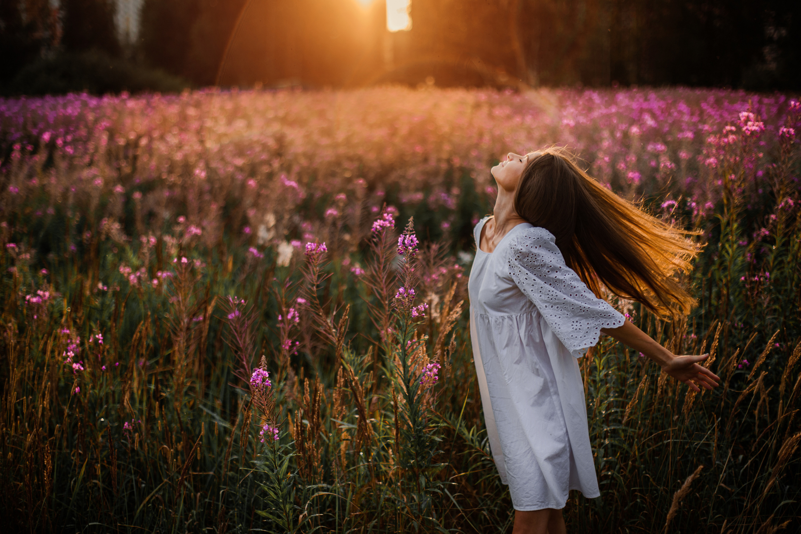 Фотосессия в цветущем поле. Фотограф Наталья Яковлева, Санкт-Петербург. Семьи, ньюборн, крещения