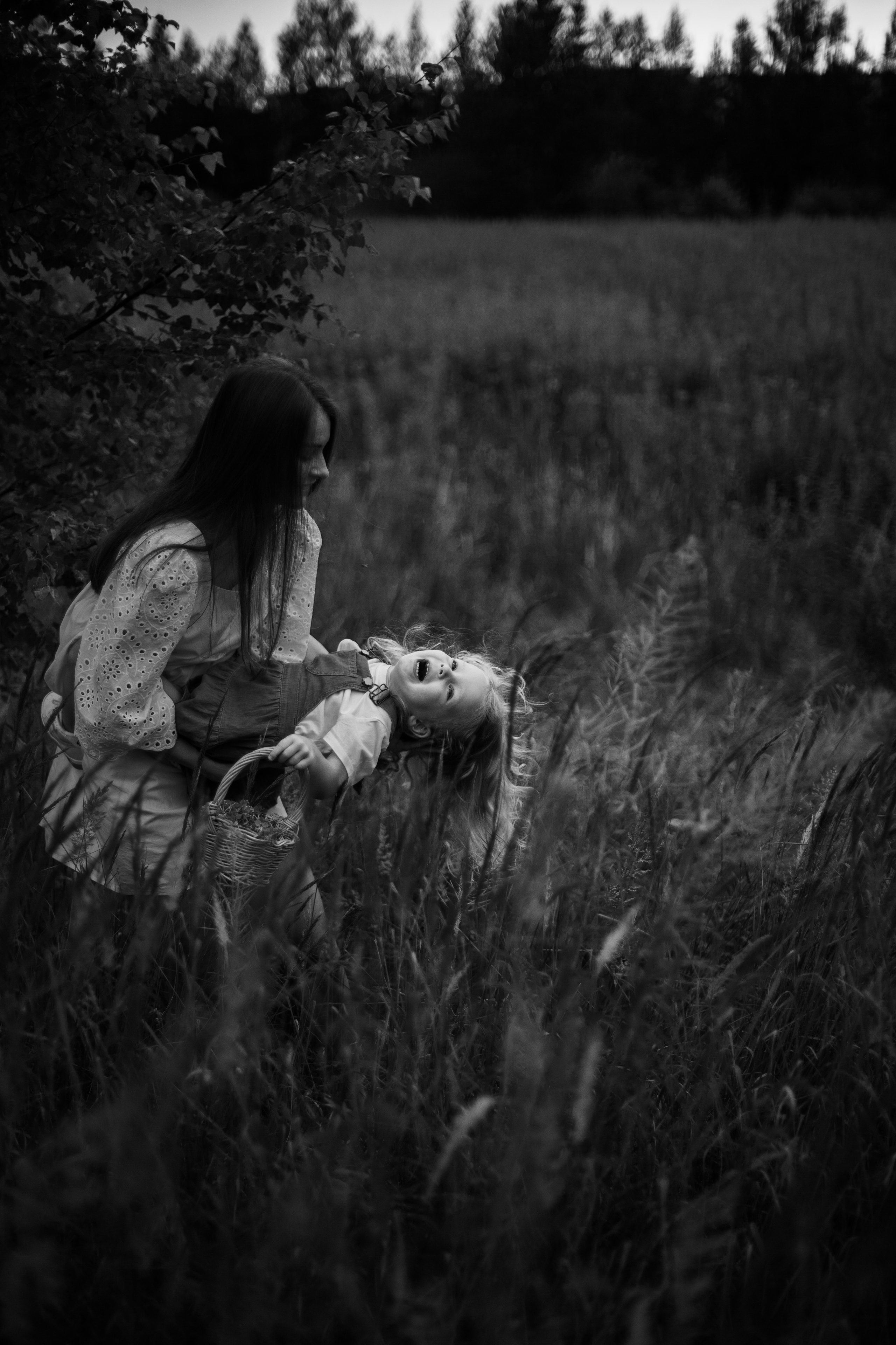 Фотосессия в цветущем поле. Фотограф Наталья Яковлева, Санкт-Петербург. Семьи, ньюборн, крещения