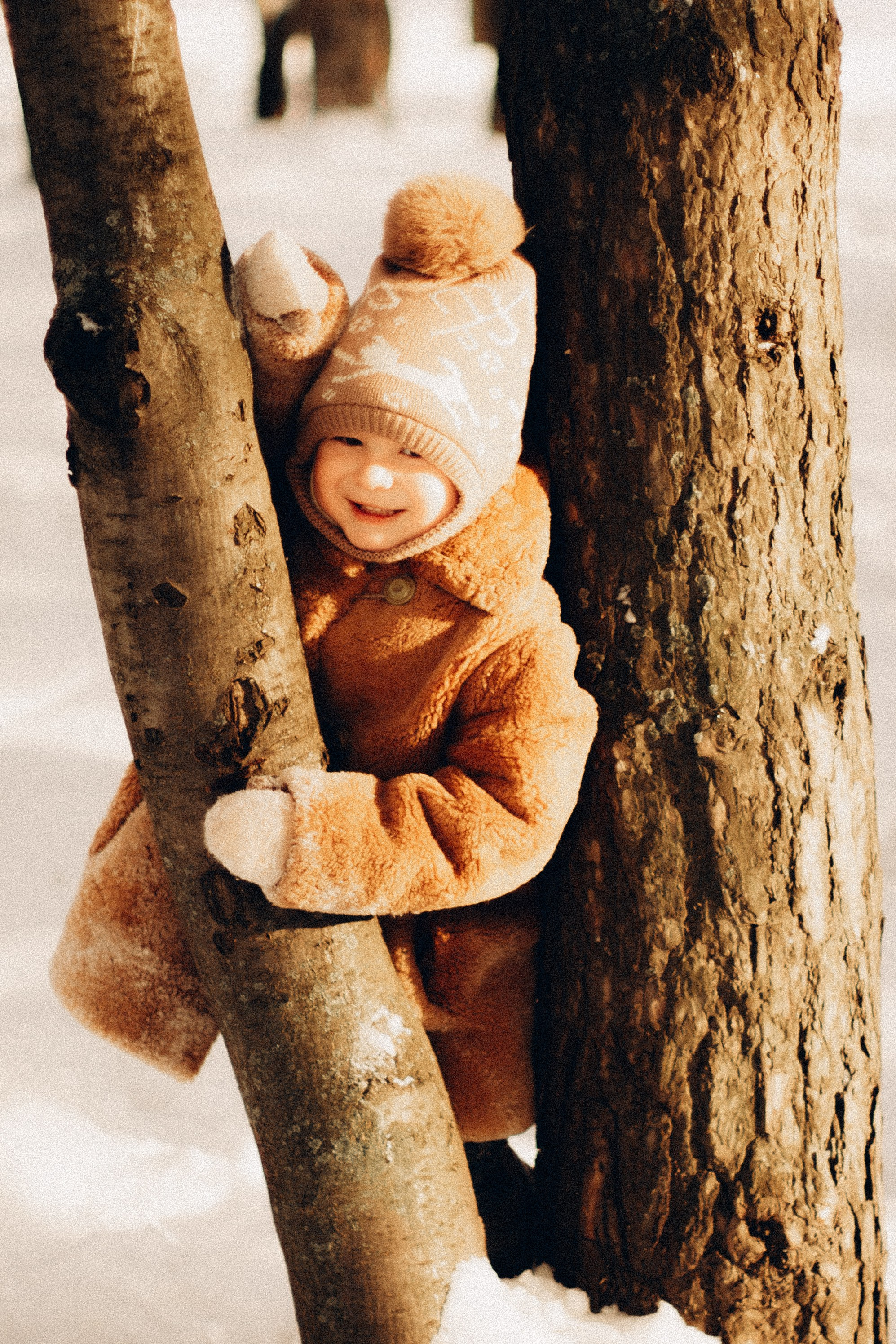 фотография мальчика зимой в шубе, фотография в стиле ретро