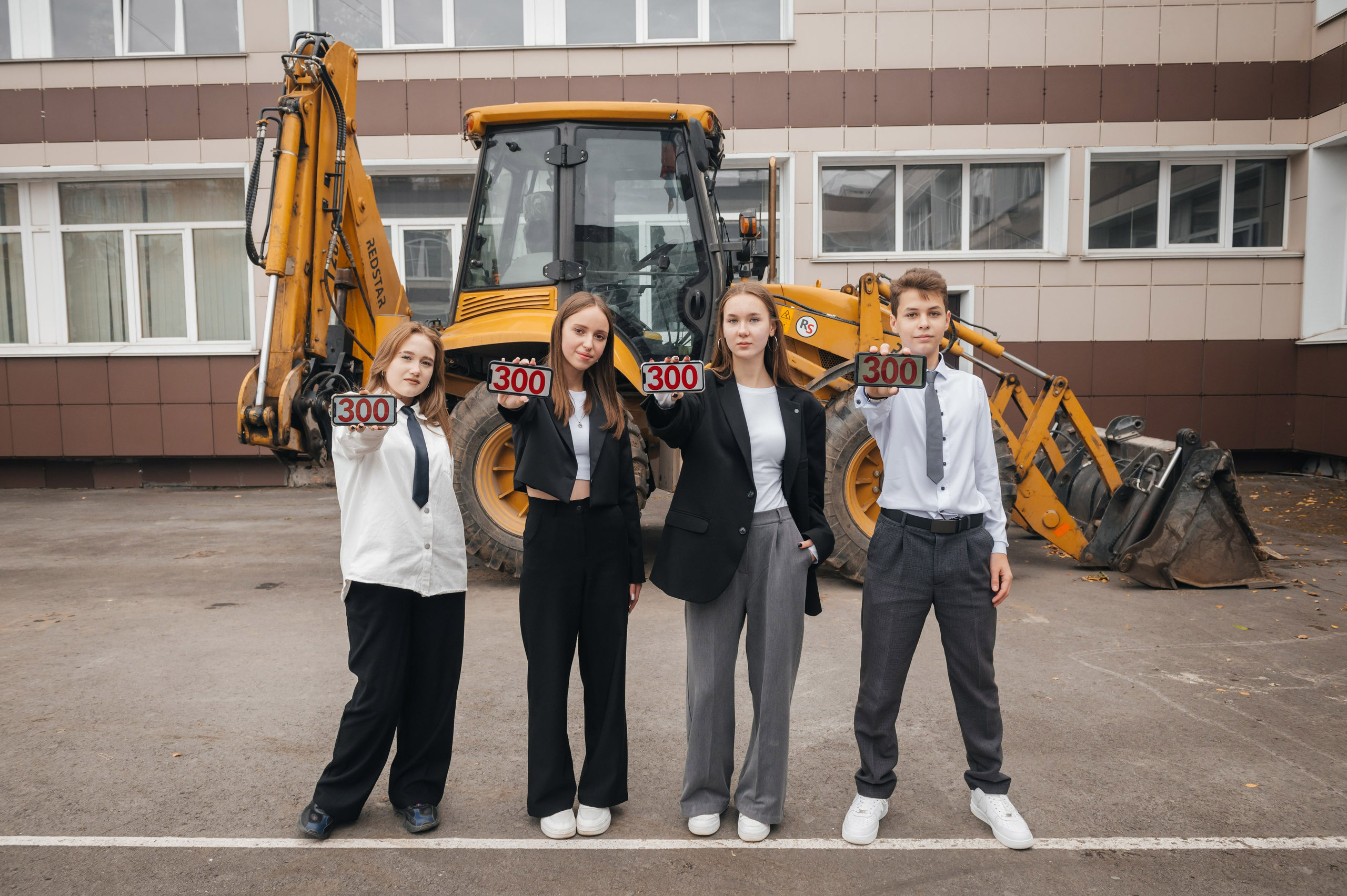 Старшие классы. Современные выпускные альбомы в Новосибирске