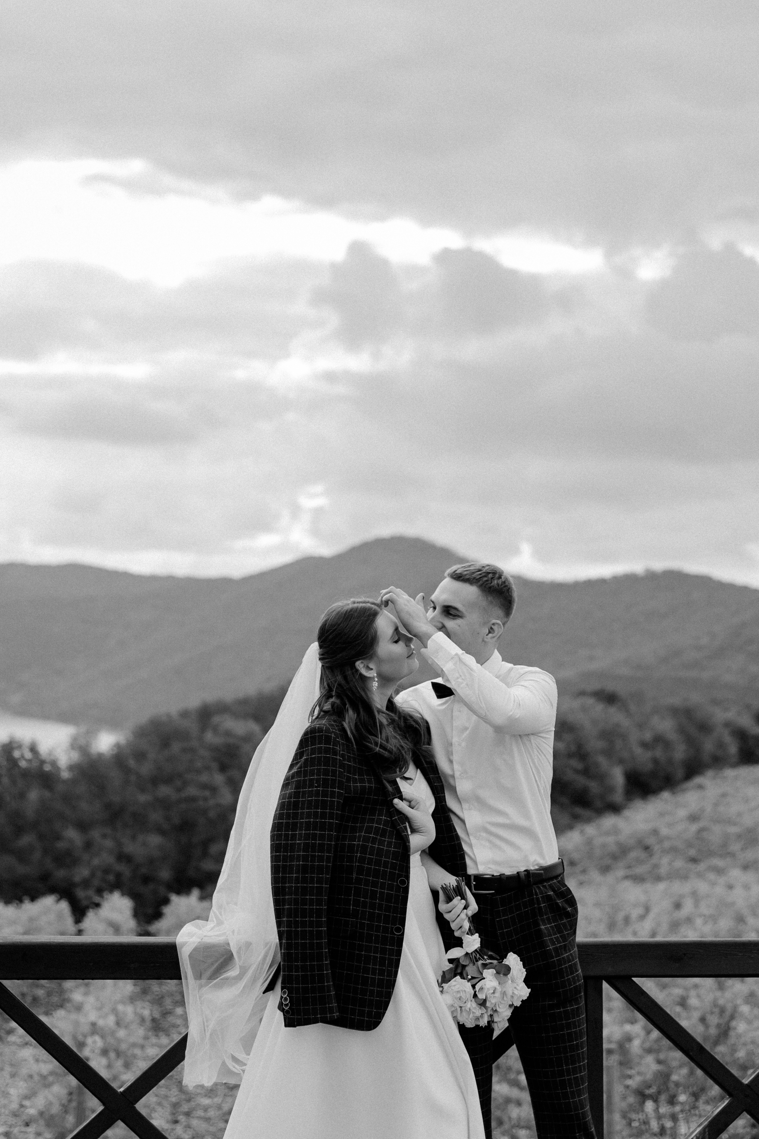 Свадебная прогулка Николай и Анастасия. Свадебный и семейный фотограф Стампель Анастасия г. Новороссийск