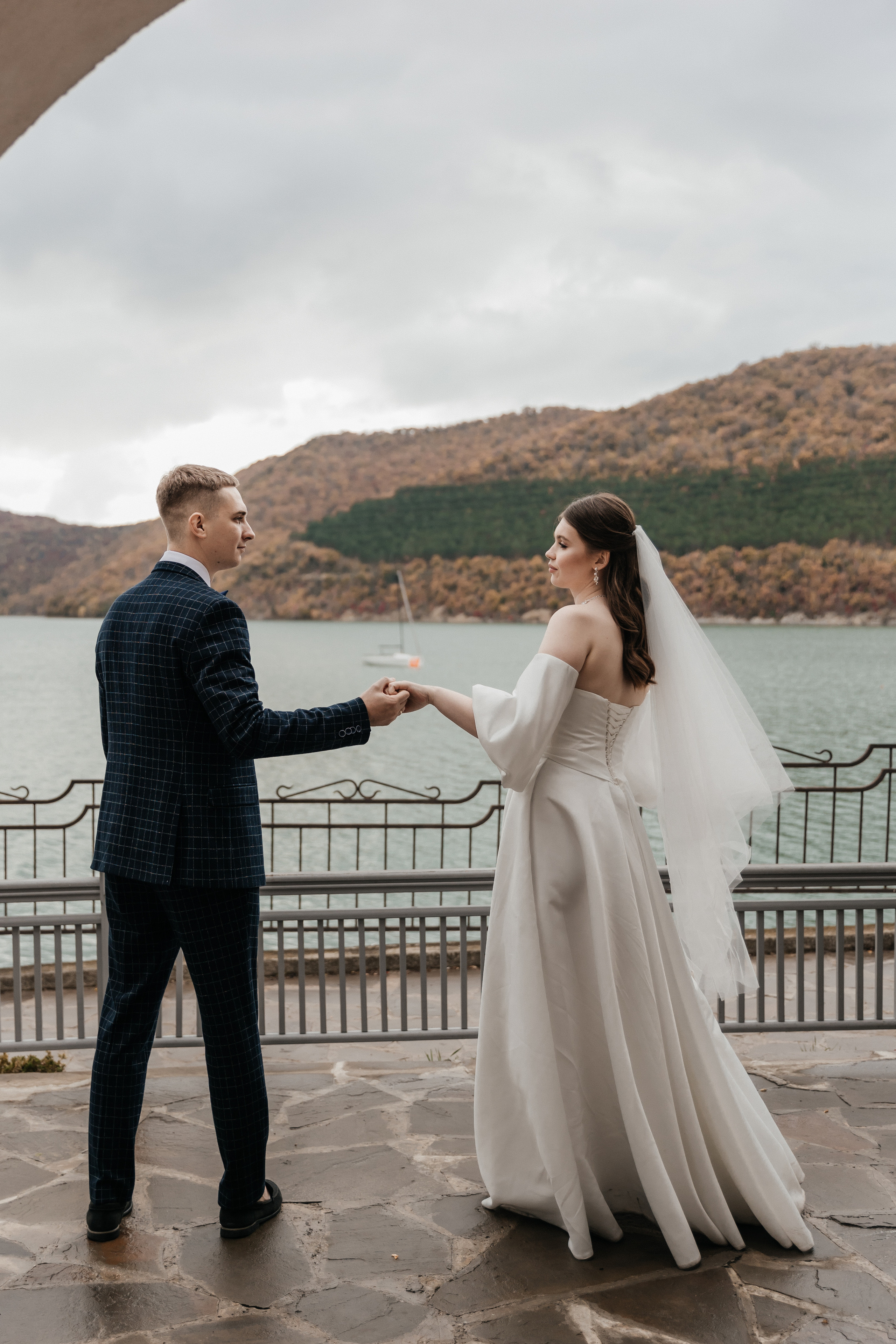 Свадебная прогулка Николай и Анастасия. Свадебный и семейный фотограф Стампель Анастасия г. Новороссийск