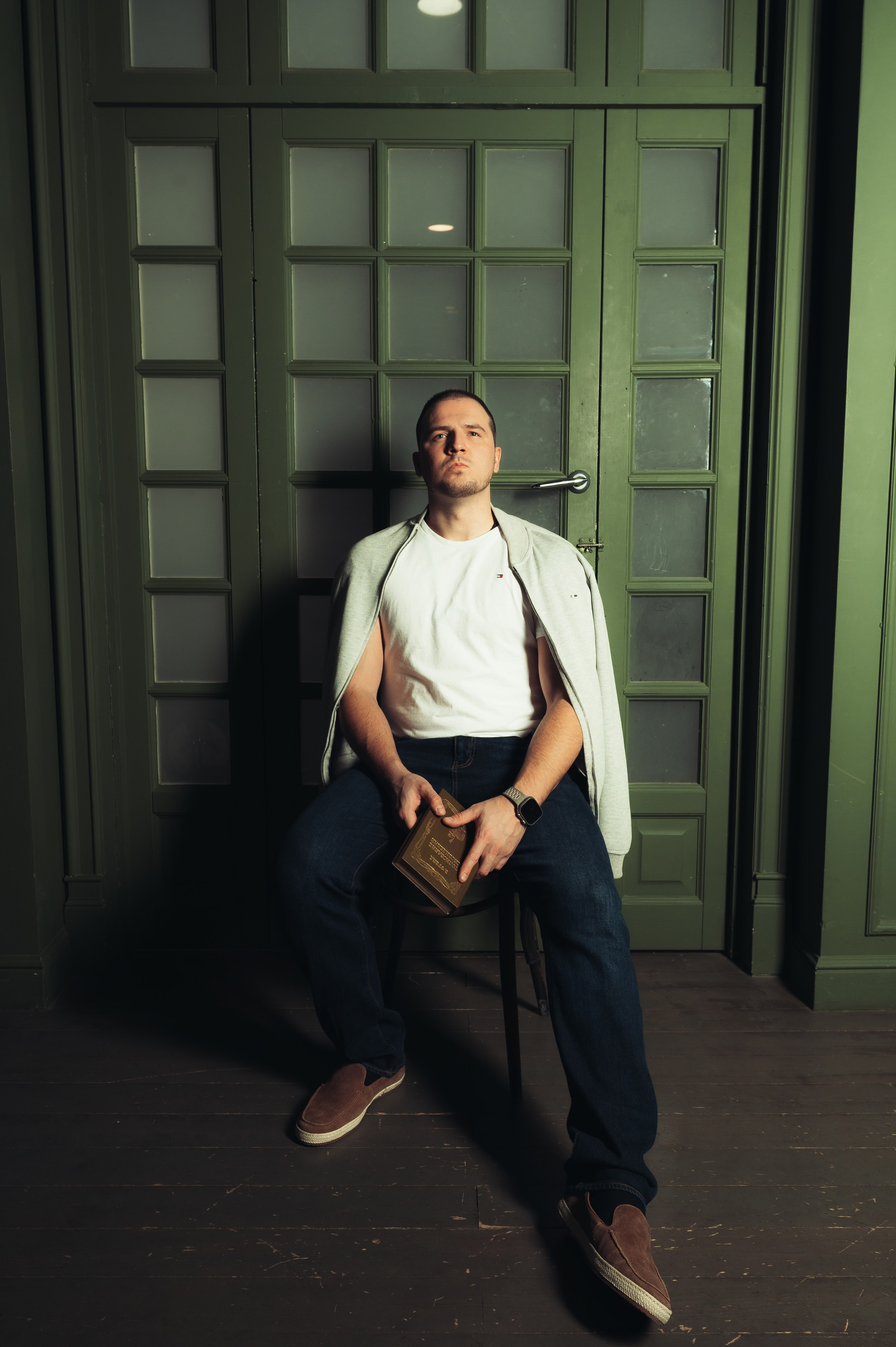 Никита Пустовалов — портретная съёмка. Иван Кубик — фотограф и видеограф