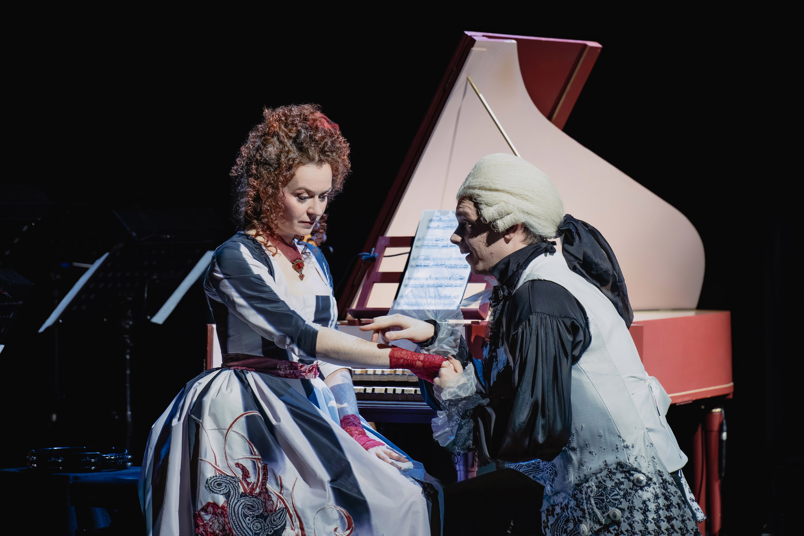 Театр Терезы Дуровой: Моцарт и Сальери. Сайт фотографа Сергея Абрамова