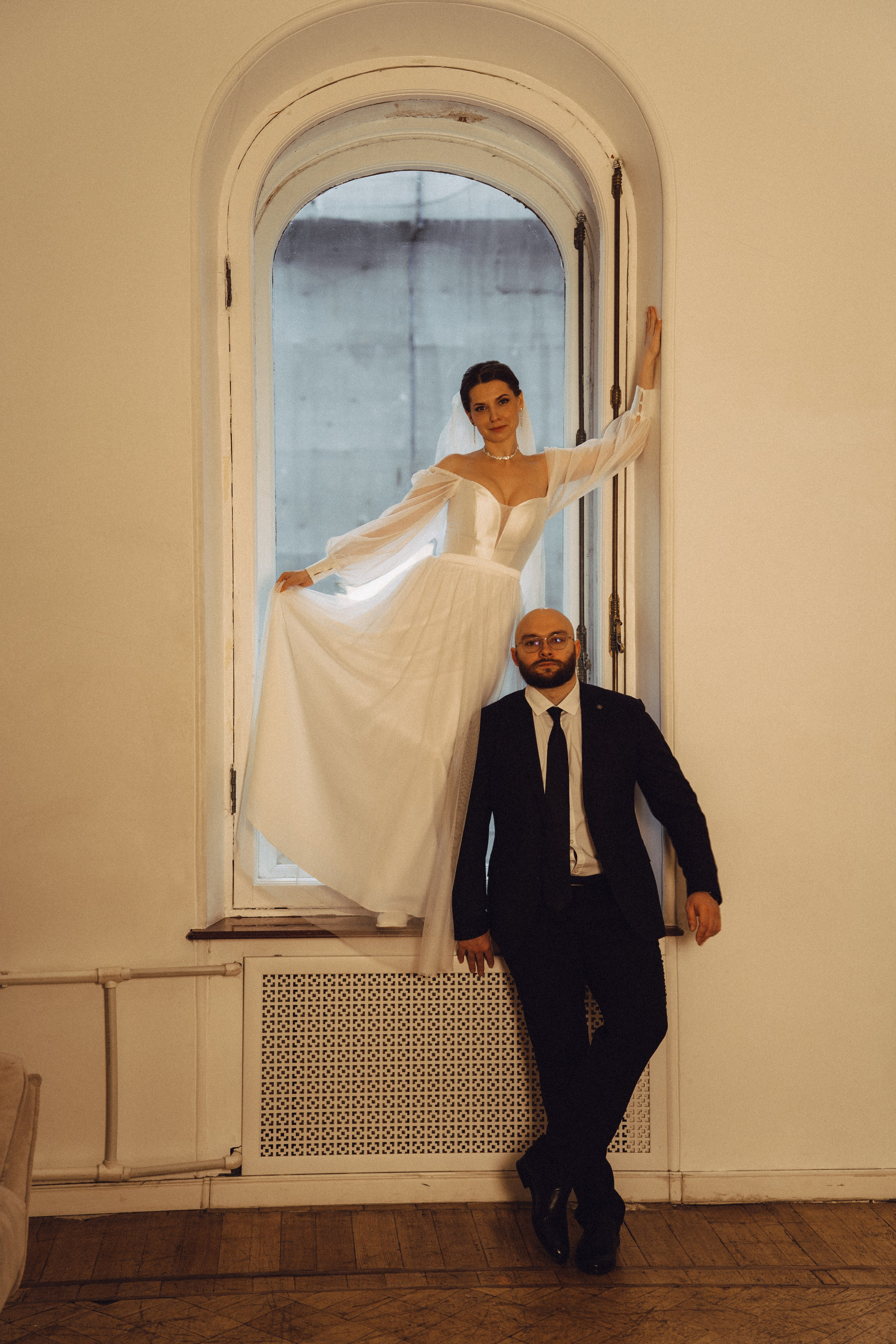 СВАДЕБНАЯ СЬЕМКА ВО ВТОРОМ ДВОРЦЕ (ДЕКАБРЬ) ТАКЖЕ СЬЕМКА В СТУДИИ НА ЧЕРНЫШЕВСКОЙ. Профессиональный фотограф, Санкт-Петербург — Виктория Богомолова