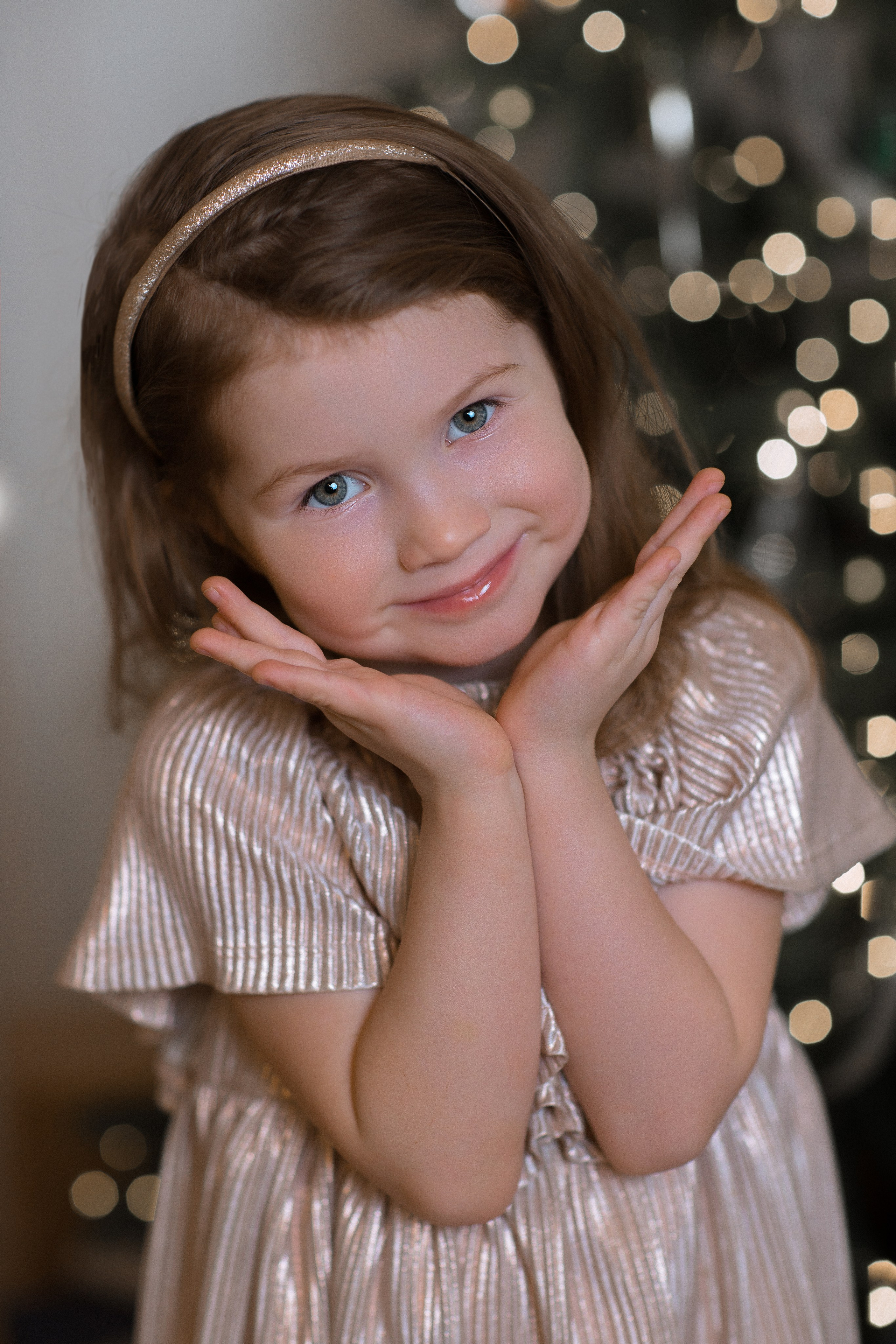 Две сестренки. Photographer Helen Shabalina