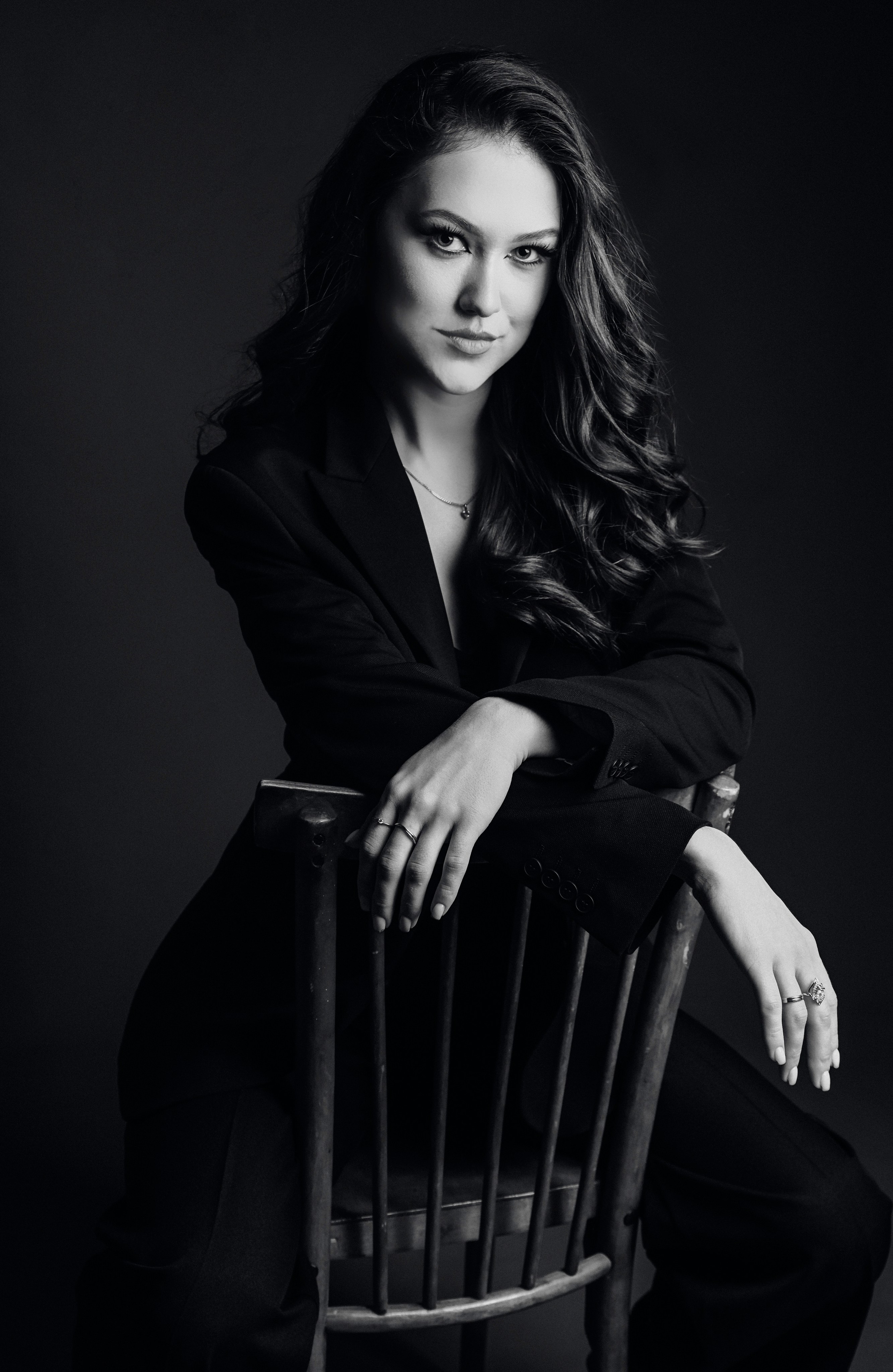 Студийная фотосессия в Кургане. Свадебный и семейный фотограф Любава в Кургане