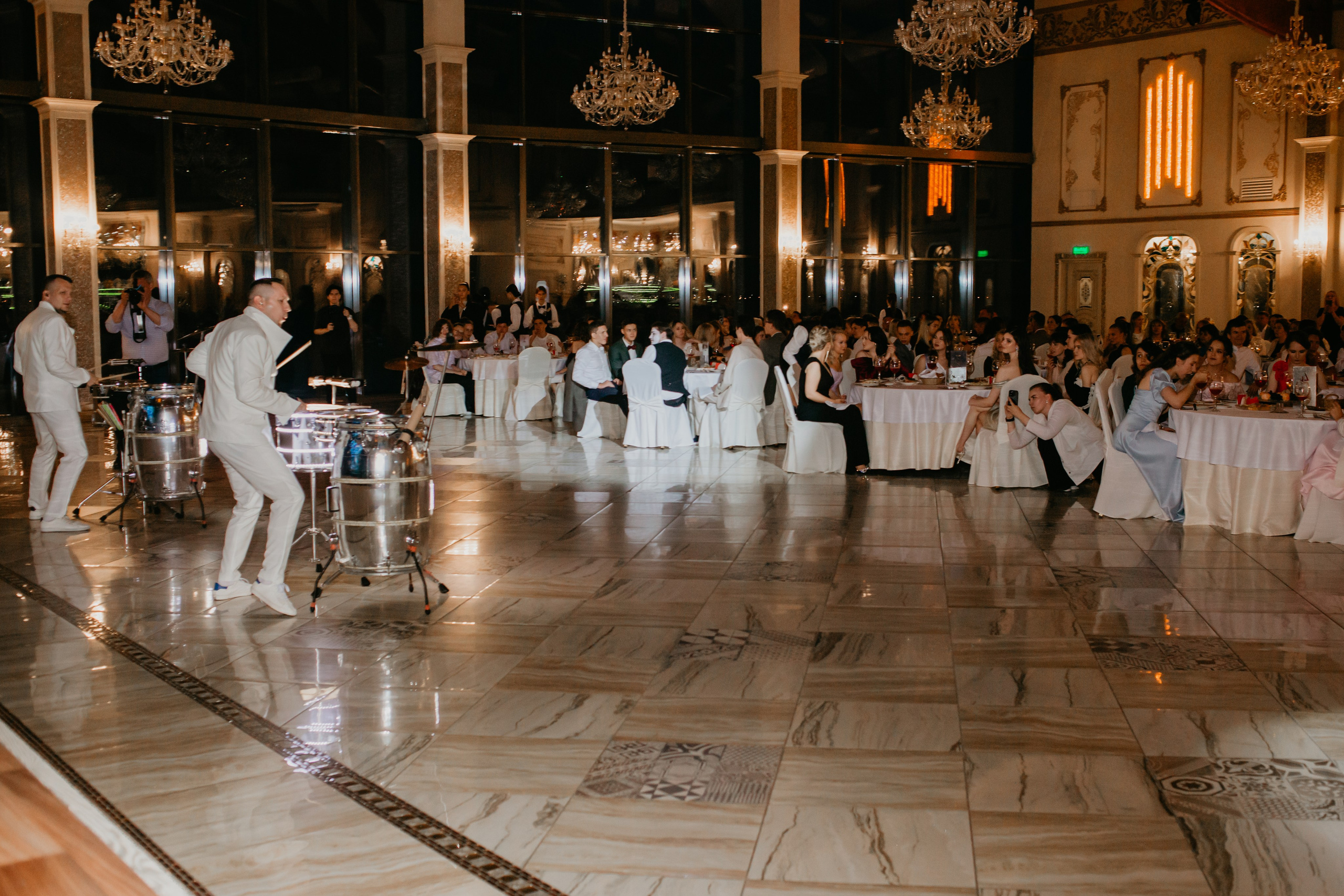Выпускной. 11 лицей. Фотограф в Челябинске Ополихина Анна